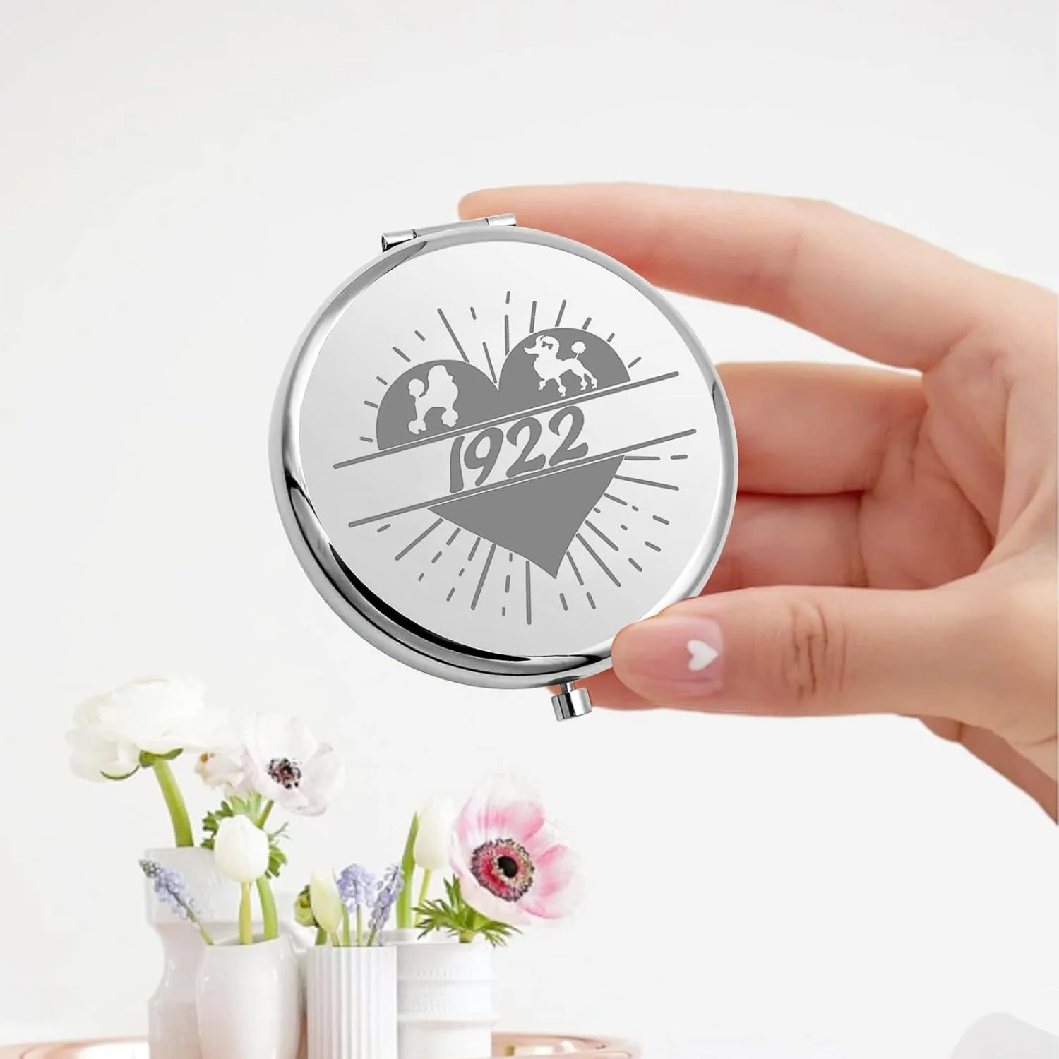 آینه جیبی KEYCHIN 1922 انجمن خواهری سیگما گاما رو، هدیه ای الهام گرفته از انجمن خواهری SGR 1913، آینه آرایشی جمع و جور برای زنان، دختران و نوجوانان (آینه 1922) آینه جیبی KEYCHIN 1922 انجمن خواهری سیگما گاما رو، هدیه ای الهام گرفته از انجمن خواهری SGR 1913، آینه آرایشی جمع و جور برای زنان، دختران و نوجوانان (آینه 1922)