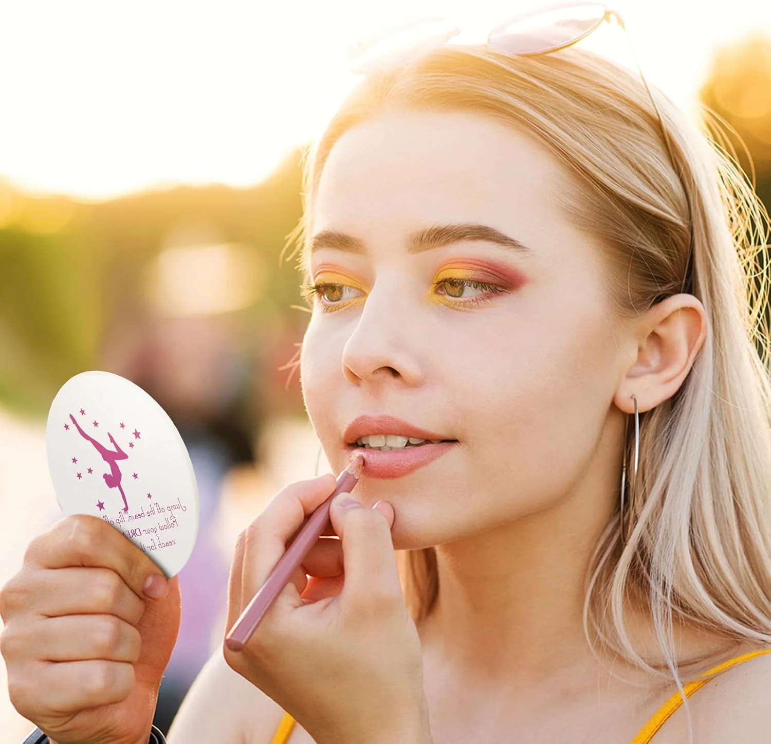 آینه جیبی فشرده 18 عددی CroBlissful با طرح ژیمناستیک برای زنان، 7 سانتی متر، هدیه ای الهام بخش برای مهمانی های ژیمناستیک، مناسب برای علاقه مندان به ورزش و لوازم تیمی (صورتی و بنفش) آینه جیبی فشرده 18 عددی CroBlissful با طرح ژیمناستیک برای زنان، 7 سانتی متر، هدیه ای الهام بخش برای مهمانی های ژیمناستیک، مناسب برای علاقه مندان به ورزش و لوازم تیمی (صورتی و بنفش)