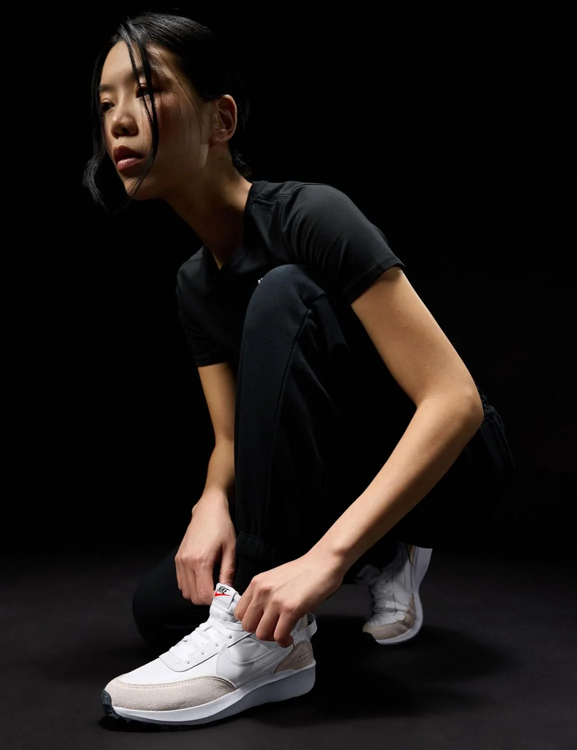 کفش زنانه نایکی Waffle Debut