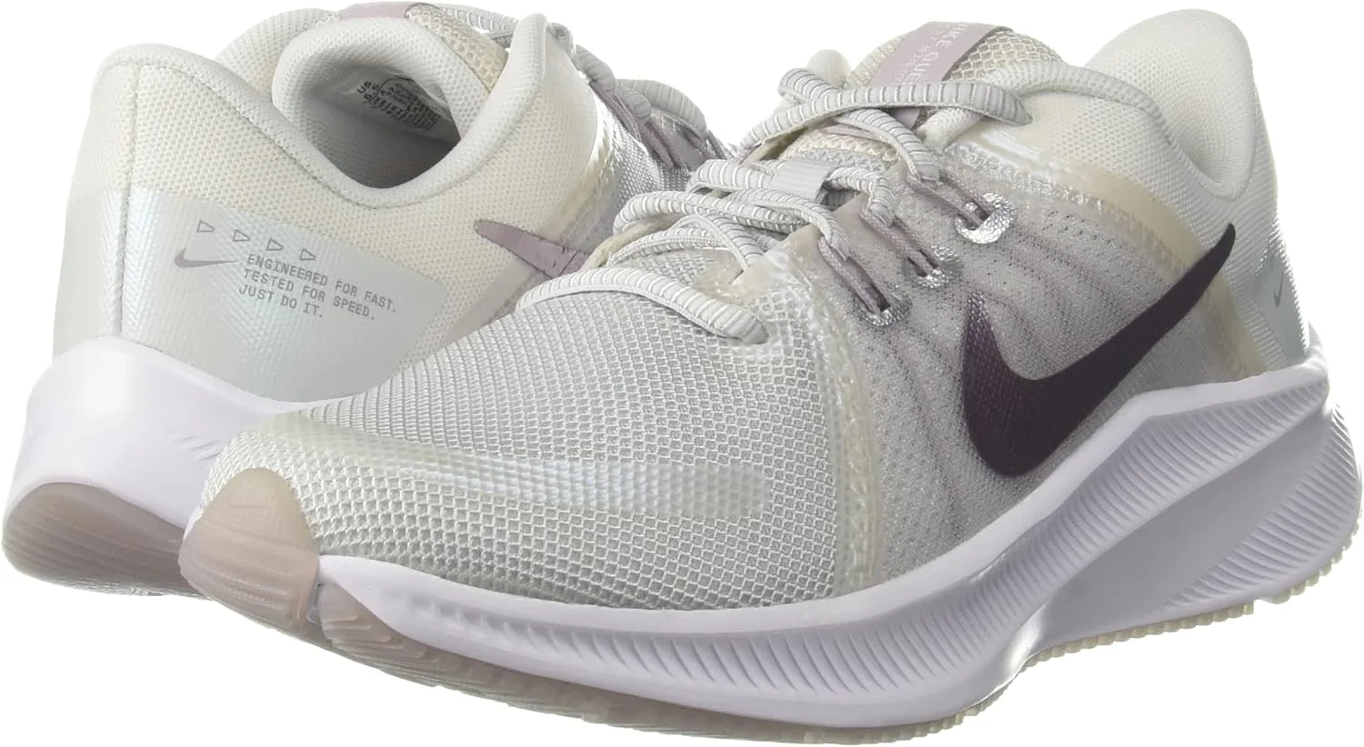 Nike Nike Quest 4 Premium womens sneaker Nike Nike Quest 4 Premium womens sneaker