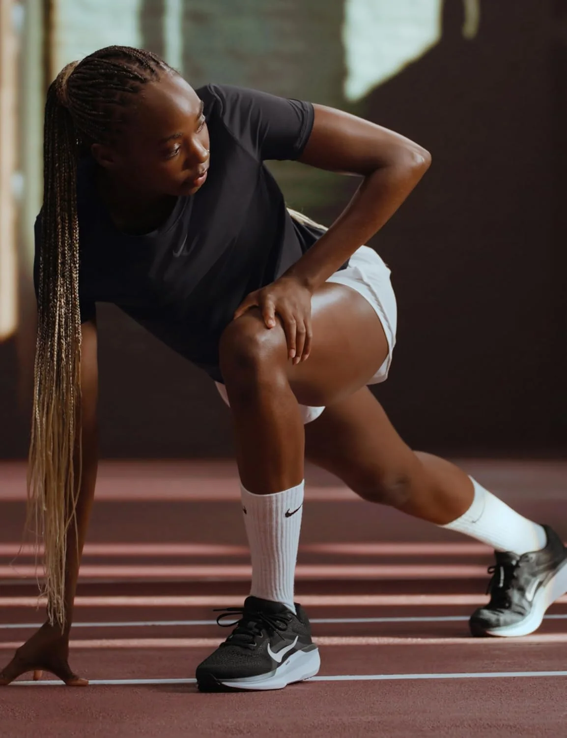 کفش زنانه بند دار نایک ایر وینفلو 11