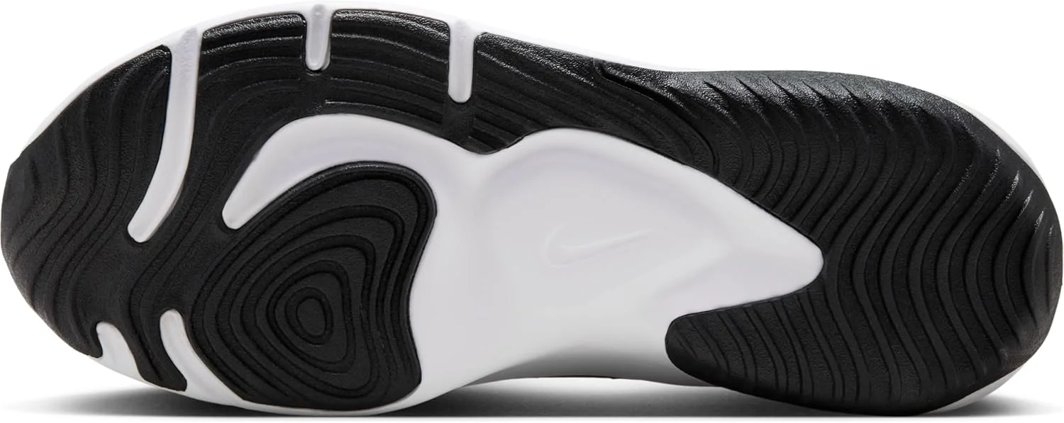 کفش ورزشی زنانه نایکی مدل Legend Essential 3، مشکی سفید خاکستری آهنی، سایز 36.5 EU