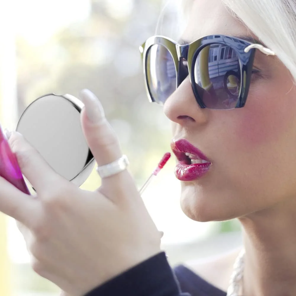 آینه جیبی Cdemiy، آینه آرایشی استیل ضد زنگ، آینه جمع و جور قابل حمل، آینه مسافرتی تاشو، آینه دستی برای استفاده از آرایش، مناسب سفر و کار (مربع)