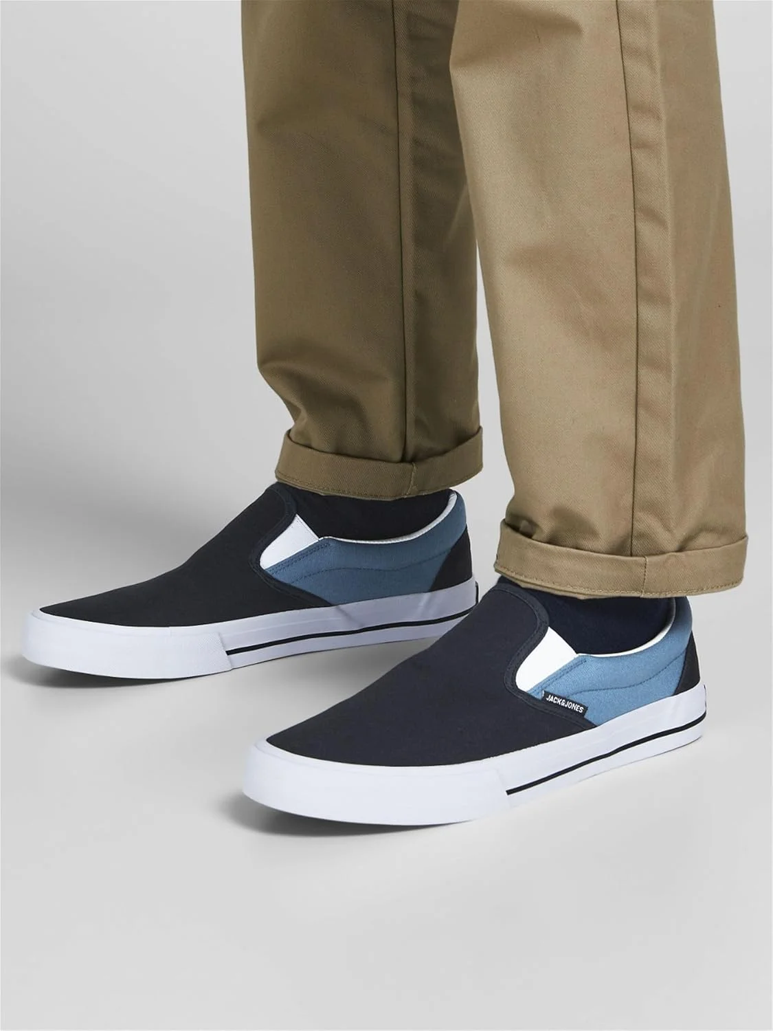 کفش مردانه بومى جک اند جونز مدل JFWFULLER کفش مردانه بومى جک اند جونز مدل JFWFULLER