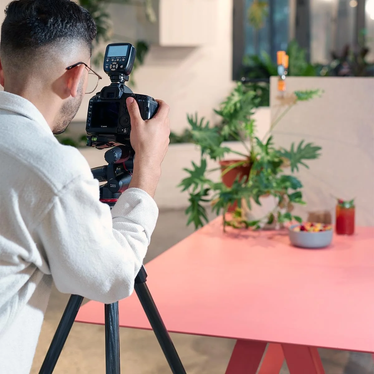 کیت سه پایه 3 قسمتی Manfrotto، سه پایه دوربین با هد 3 طرفه آلومینیومی با سیستم رهاسازی سریع Move، کیت لوازم جانبی عکاسی حرفه ای، سه پایه دوربین با هد دوربین کیت سه پایه 3 قسمتی Manfrotto، سه پایه دوربین با هد 3 طرفه آلومینیومی با سیستم رهاسازی سریع Move، کیت لوازم جانبی عکاسی حرفه ای، سه پایه دوربین با هد دوربین