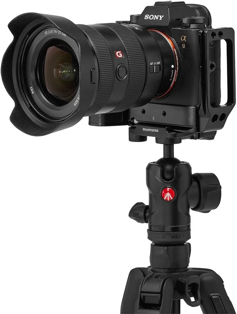 کیت سه پایه مسافرتی آلومینیومی 4 قسمتی Manfrotto Befree Advanced AS Twist با هد توپی مرکزی 494، مشکی کیت سه پایه مسافرتی آلومینیومی 4 قسمتی Manfrotto Befree Advanced AS Twist با هد توپی مرکزی 494، مشکی