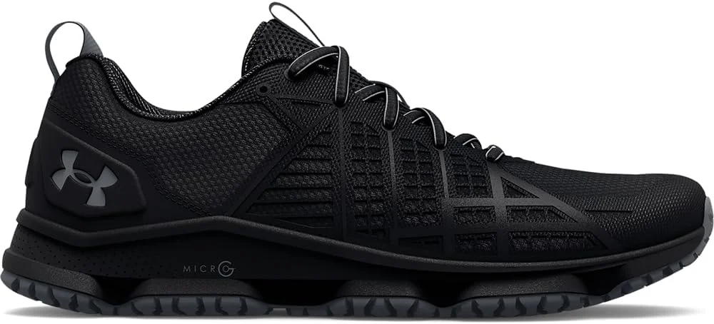 Under Armour Micro G Strikefast mens Trail Running Shoe Under Armour Micro G Strikefast mens Trail Running Shoe