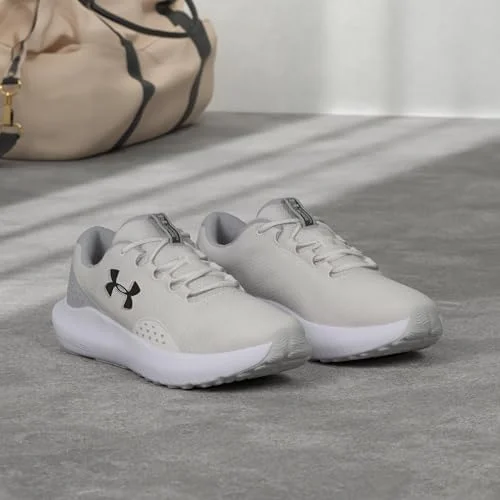 کفش ورزشی مردانه آندر آرمور Charged Surge 4