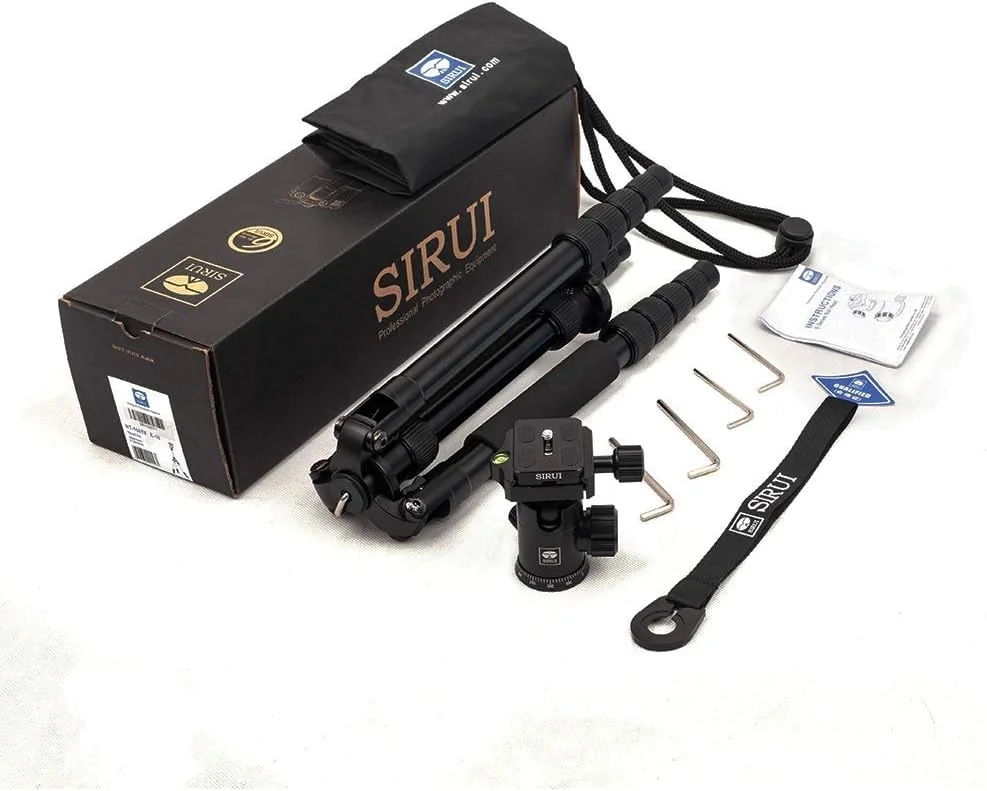 سه پایه آلومینیومی جمع و جور 5 قسمتی SIRUI NT-1005X با هد توپی قدرتمند E-10 سه پایه آلومینیومی جمع و جور 5 قسمتی SIRUI NT-1005X با هد توپی قدرتمند E-10