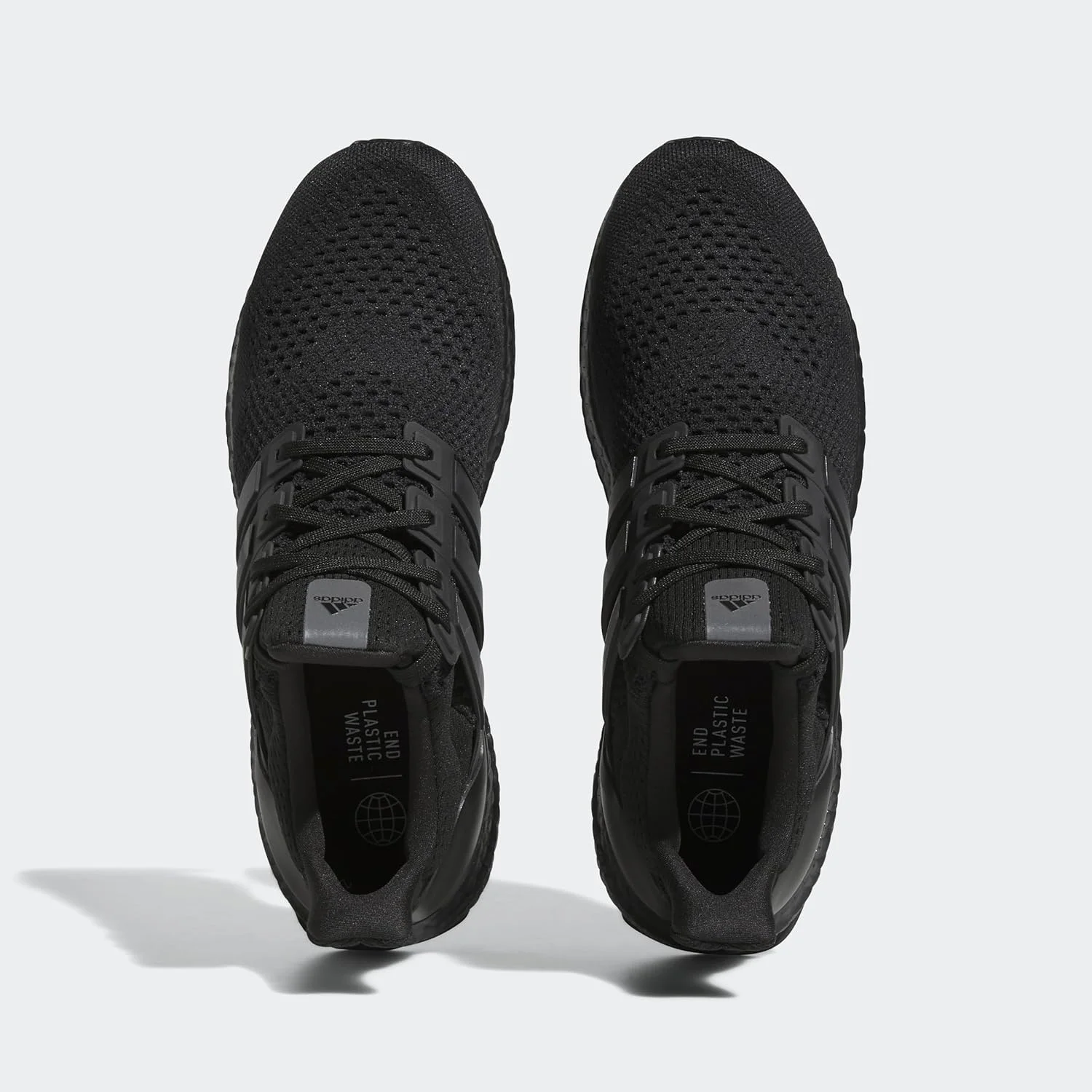 کفش ورزشی مردانه آدیداس Ultraboost 1.0 مدل هسته کفش ورزشی مردانه آدیداس Ultraboost 1.0 مدل هسته