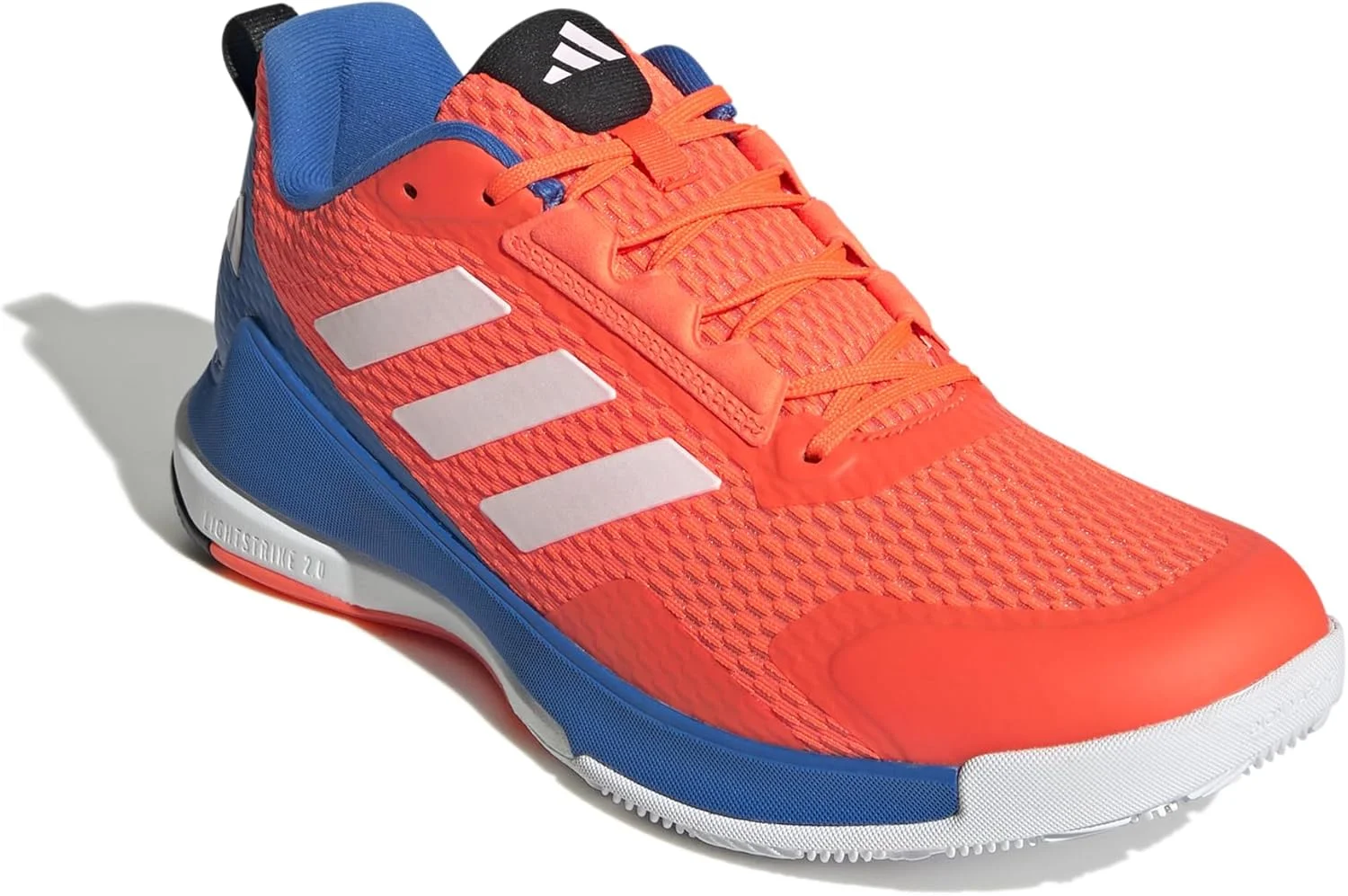 کفش ورزشی مردانه آدیداس نوافلایت 2 مناسب سالن کفش ورزشی مردانه آدیداس نوافلایت 2 مناسب سالن