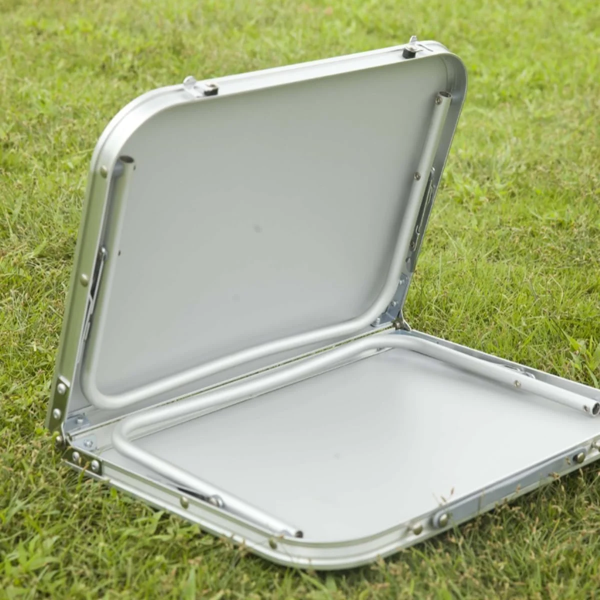 میز پیک نیک تاشو کوچک کمپینگ Bjm Organized Home - میز آلومینیومی سبک وزن قابل حمل برای کباب پز، حیاط خلوت و ساحل | مربعی | 40 * 60 سانتی متر | رنگ های مختلف میز پیک نیک تاشو کوچک کمپینگ Bjm Organized Home - میز آلومینیومی سبک وزن قابل حمل برای کباب پز، حیاط خلوت و ساحل | مربعی | 40 * 60 سانتی متر | رنگ های مختلف