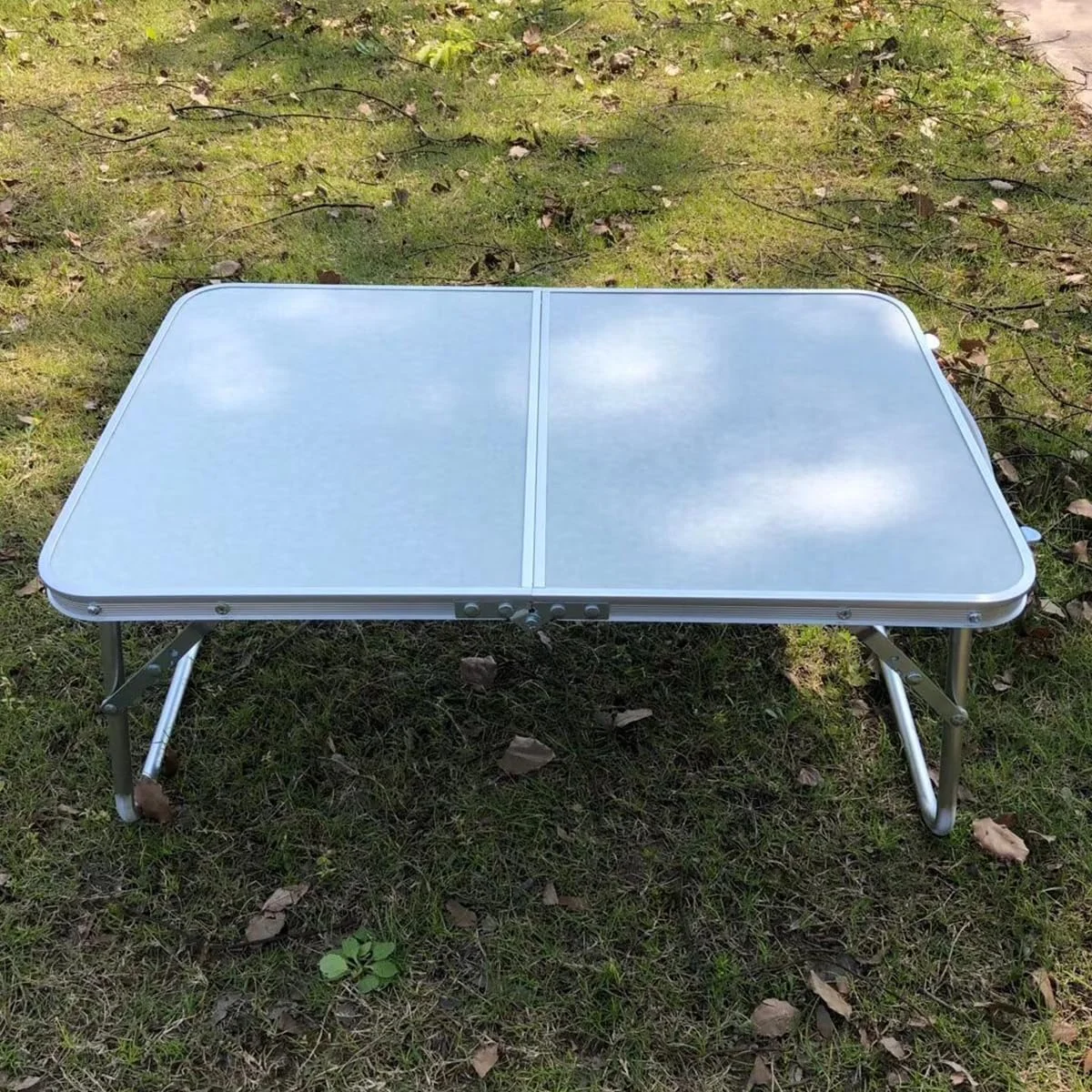 میز پیک نیک تاشو کوچک قابل حمل ECVV - میز آلیاژ آلومینیوم سبک وزن برای کمپینگ در فضای باز، پیک نیک، پیاده روی، باربیکیو و ساحل - جمع و جور و حمل آسان | مربع | 60 * 40 سانتی متر | میز پیک نیک تاشو کوچک قابل حمل ECVV - میز آلیاژ آلومینیوم سبک وزن برای کمپینگ در فضای باز، پیک نیک، پیاده روی، باربیکیو و ساحل - جمع و جور و حمل آسان | مربع | 60 * 40 سانتی متر |