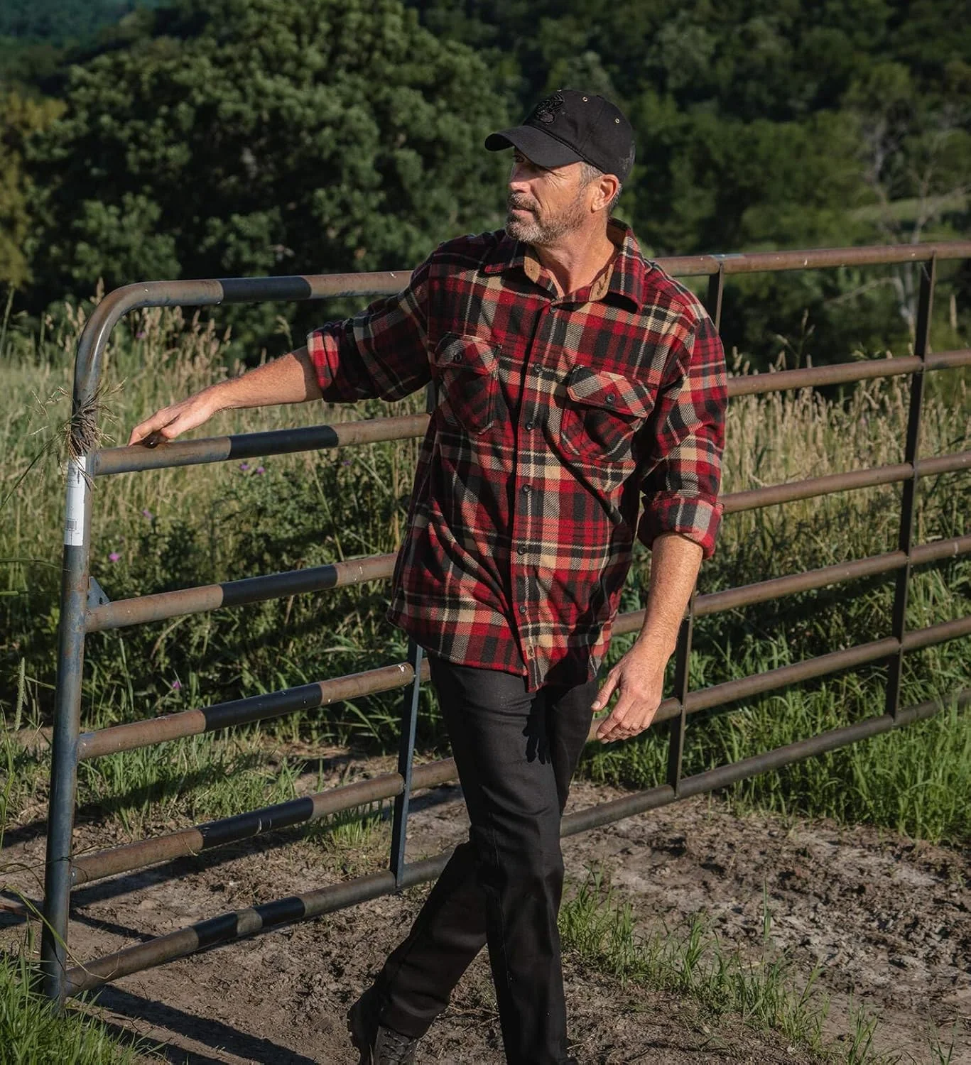 پیراهن مردانه دکمه دار پشمی Legendary Whitetails مدل Navigator آستین بلند پیراهن مردانه دکمه دار پشمی Legendary Whitetails مدل Navigator آستین بلند