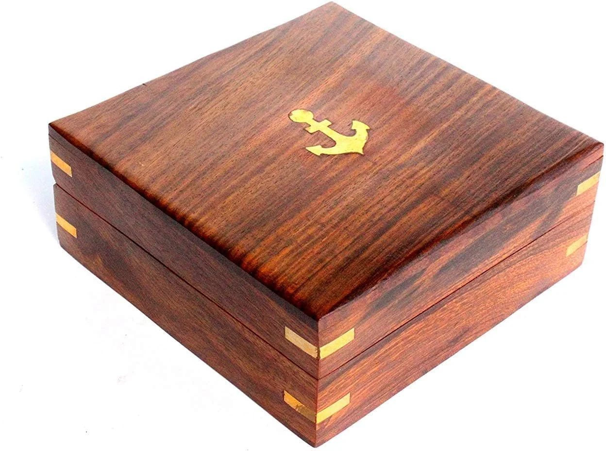 قطب نمای آفتابی برنجی کاپیتان ناتیکال رپلیکا هاب با جعبه چوبی سخت، قطب نمای آفتابی دزدان دریایی 4 اینچی، قطب نمای تزئینی ملوان، قطب نمای مسیریابی عتیقه کلکسیونی، هدیه خلاقانه و قدیمی قطب نمای آفتابی برنجی کاپیتان ناتیکال رپلیکا هاب با جعبه چوبی سخت، قطب نمای آفتابی دزدان دریایی 4 اینچی، قطب نمای تزئینی ملوان، قطب نمای مسیریابی عتیقه کلکسیونی، هدیه خلاقانه و قدیمی