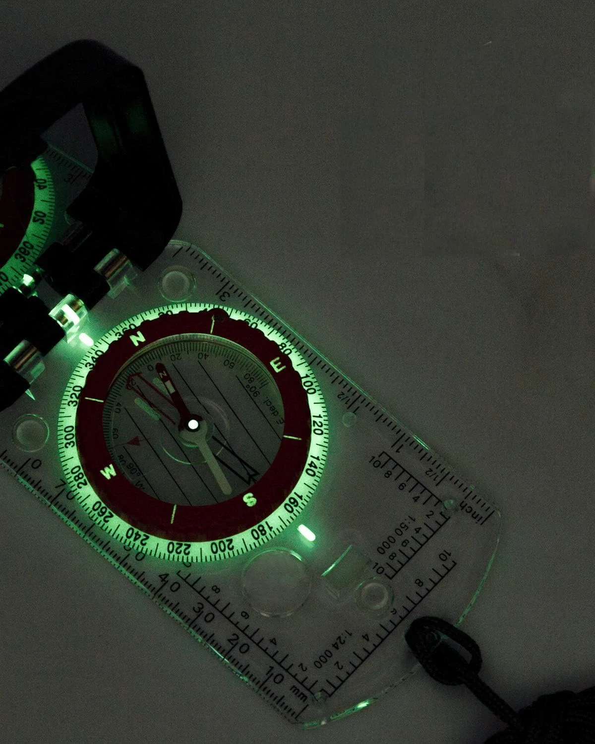 قطب نمای نقشه خوانی خزنه - قطب نما آینه دار با انحراف قابل تنظیم، شیب سنج و چراغ LED برای پیاده روی، کمپینگ، نقشه خوانی، شکار، کوهنوردی جهانی، مسیریابی و آموزش. قطب نمای نقشه خوانی خزنه - قطب نما آینه دار با انحراف قابل تنظیم، شیب سنج و چراغ LED برای پیاده روی، کمپینگ، نقشه خوانی، شکار، کوهنوردی جهانی، مسیریابی و آموزش.