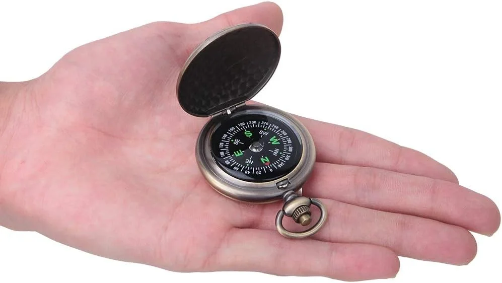 ساعت جیبی قطب نما سبک وزن و جمع و جور برای فضای باز، مناسب برای دوستان، همکاران و خانواده