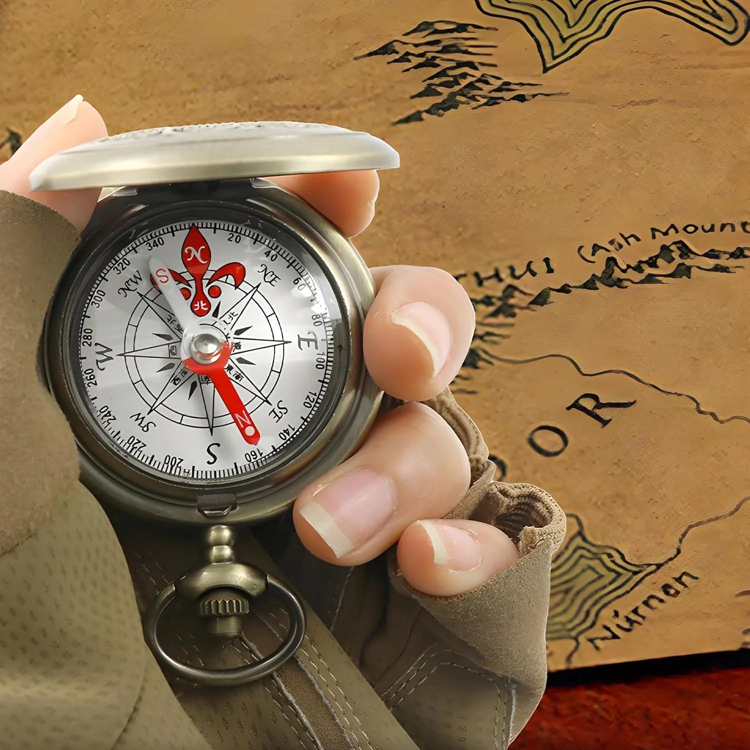 قطب نما کوهنوردی مینی رترو، قطب نما طرح صدف توخالی، ابزار بقای برنجی ضد آب و ضد ضربه برای ناوبری در فضای باز، برای کمپینگ، پیاده روی، کوله گردی، هدیه برای مردان یا پسران قطب نما کوهنوردی مینی رترو، قطب نما طرح صدف توخالی، ابزار بقای برنجی ضد آب و ضد ضربه برای ناوبری در فضای باز، برای کمپینگ، پیاده روی، کوله گردی، هدیه برای مردان یا پسران