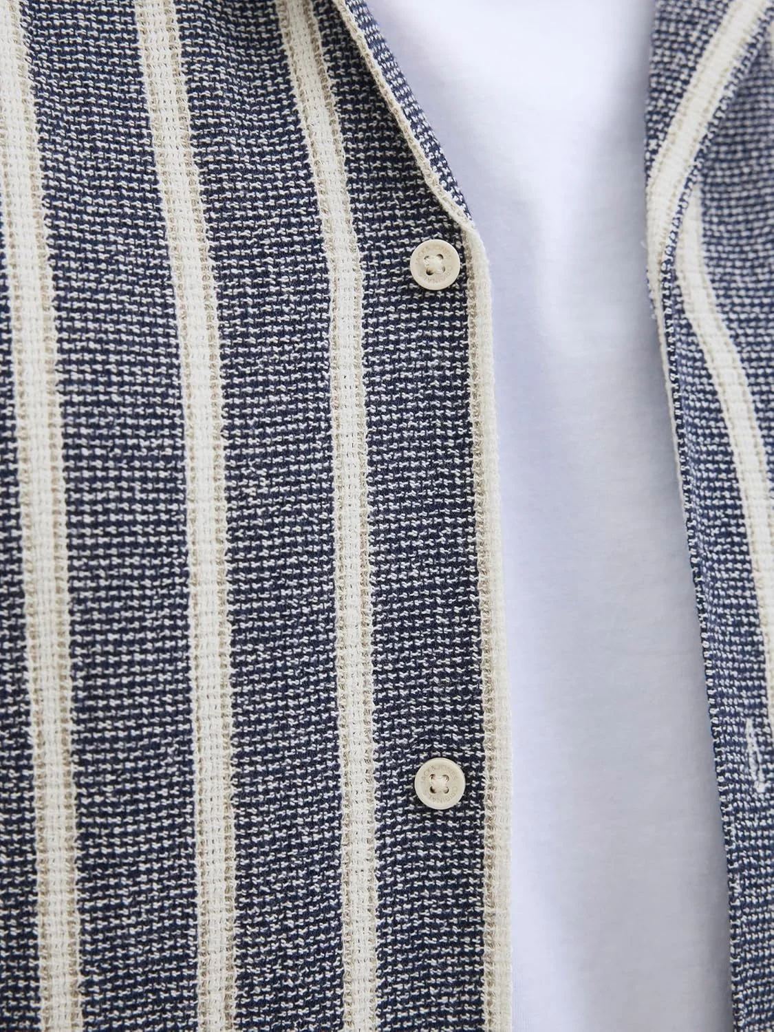 پیراهن مردانه جک اند جونز مدل Jorcoba Stripe Resort Shirt Ss Sn Pls Jorcoba Stripe Resort Shirt Ss Sn Pls (تک عددی) پیراهن مردانه جک اند جونز مدل Jorcoba Stripe Resort Shirt Ss Sn Pls Jorcoba Stripe Resort Shirt Ss Sn Pls (تک عددی)