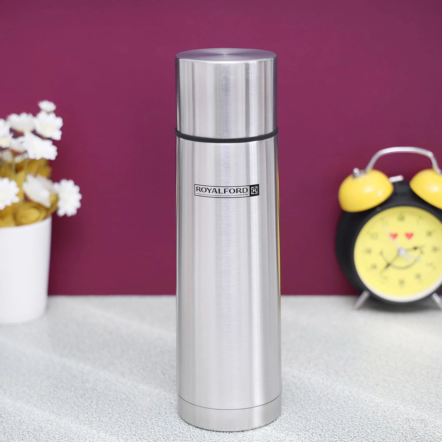 Royalford Stainless Steel Vacuum Bottle, 1000 ml, RF9782 Royalford Stainless Steel Vacuum Bottle, 1000 ml, RF9782