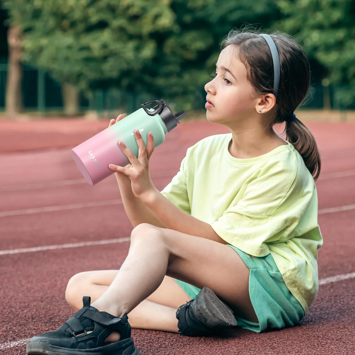 بطری آب استیل ضد زنگ 500 میلی لیتری KRYMSO با استیکرهای هوش مصنوعی برای کودکان به همراه نی، فلاسک، لیوان عایق، آب 500 میلی لیتری (پشمک) بطری آب استیل ضد زنگ 500 میلی لیتری KRYMSO با استیکرهای هوش مصنوعی برای کودکان به همراه نی، فلاسک، لیوان عایق، آب 500 میلی لیتری (پشمک)