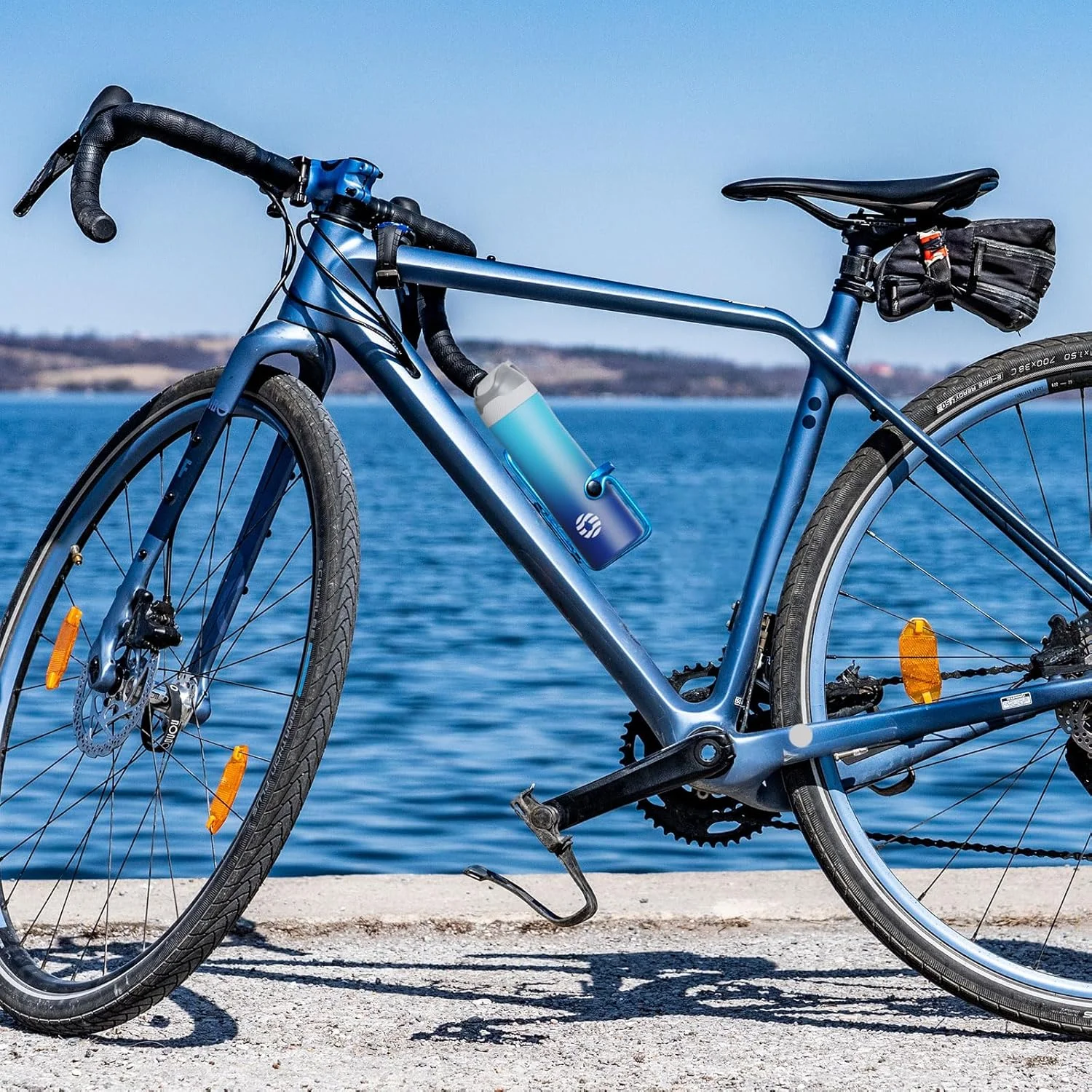 بطری آب استیل ضد زنگ FJbottle با درب نی دار 590 میلی لیتری، بطری آب عایق خلاء دو جداره مناسب کودکان، حفظ دمای گرم و سرد برای مدرسه، ورزش و مسافرت پسران و دختران بطری آب استیل ضد زنگ FJbottle با درب نی دار 590 میلی لیتری، بطری آب عایق خلاء دو جداره مناسب کودکان، حفظ دمای گرم و سرد برای مدرسه، ورزش و مسافرت پسران و دختران