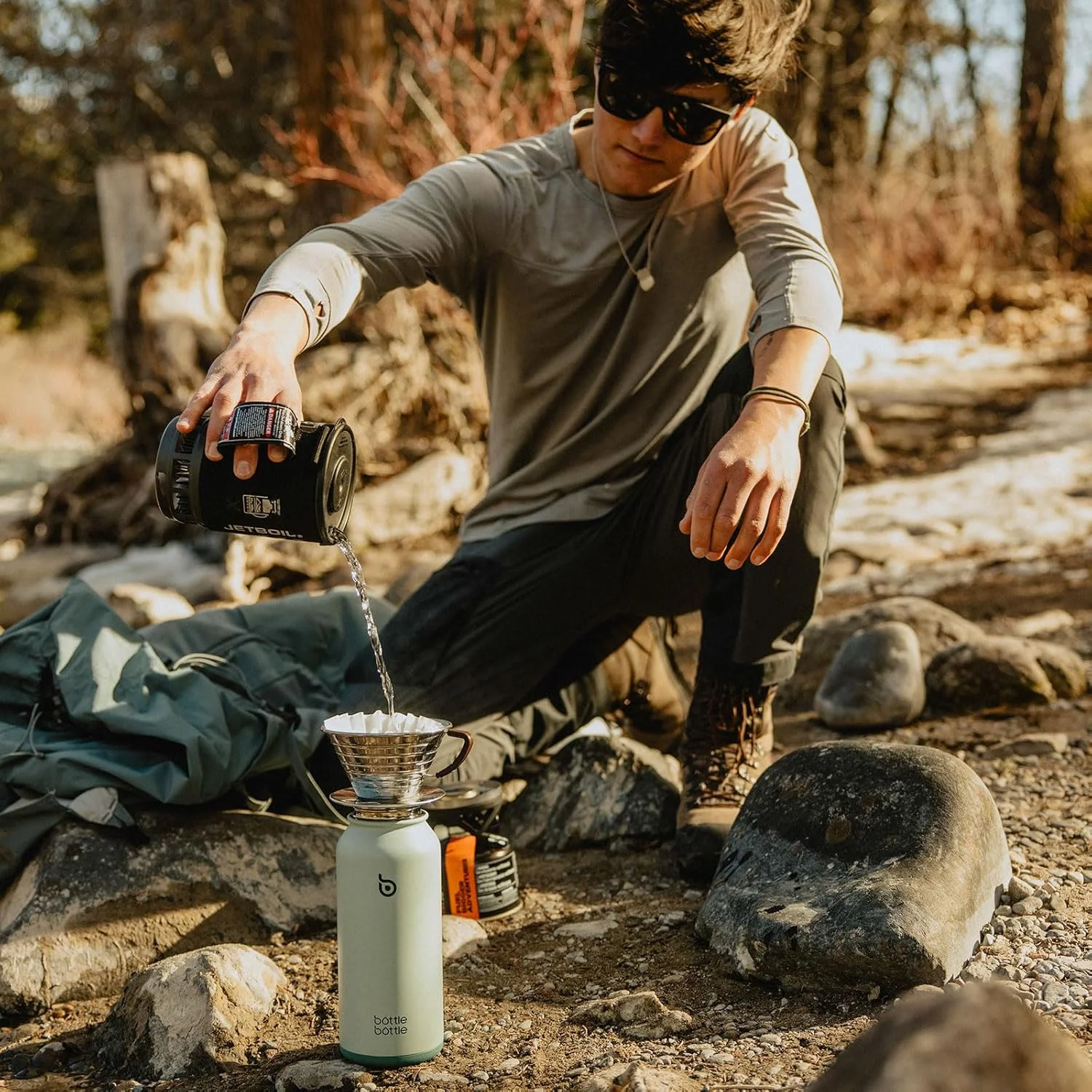 بطری آب عایق استیل ورزشی bottlebottle با نی و درب دو منظوره مناسب باشگاه به همراه جای قرص (سبز)، 946 میلی لیتر