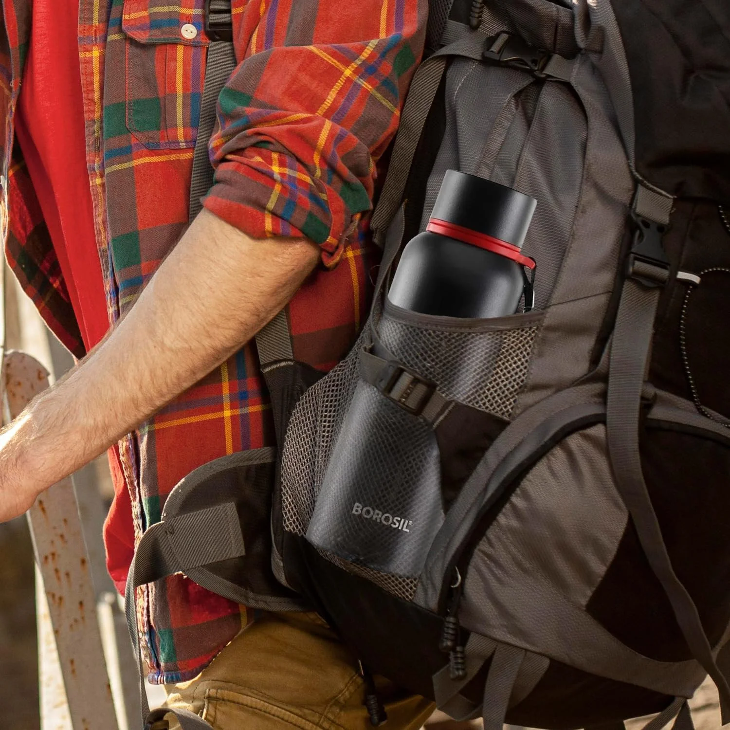 بطری آب Borosil Hydra Trek، بطری های آب استیل ضد زنگ، فلاسک های عایق خلاء، 700 میلی لیتر، مشکی (مشکی)