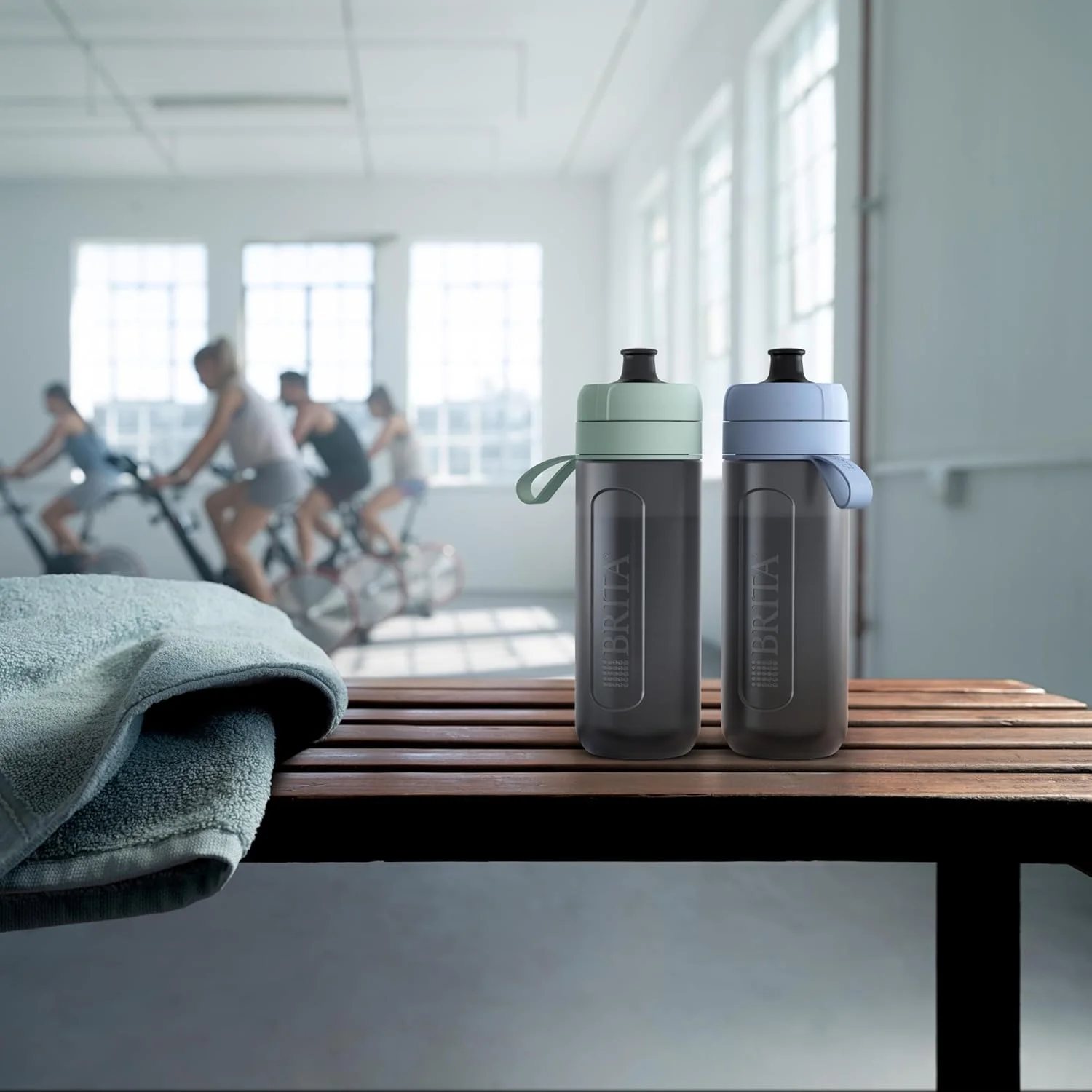 بطری آب تصفیه دار ورزشی BRITA مدل Active آبی تیره (600 میلی لیتر) - بطری فشاری بدون BPA، فیلتر کننده کلر، ناخالصی های آلی، هورمون ها و آفت کش ها و حفظ مواد معدنی کلیدی بطری آب تصفیه دار ورزشی BRITA مدل Active آبی تیره (600 میلی لیتر) - بطری فشاری بدون BPA، فیلتر کننده کلر، ناخالصی های آلی، هورمون ها و آفت کش ها و حفظ مواد معدنی کلیدی