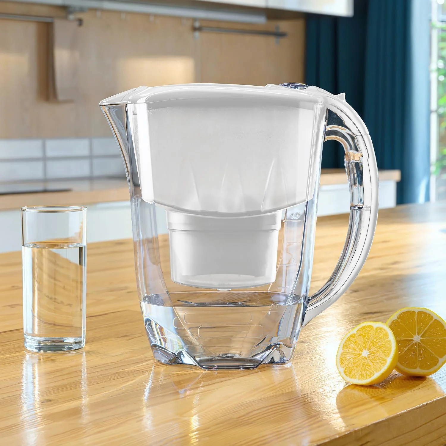 پارچ تصفیه آب آکوآفر مدل Amethyst به همراه 1 عدد فیلتر MAXFOR+ با ظرفیت 200 لیتر - ظرفیت 2.8 لیتر - سفید پارچ تصفیه آب آکوآفر مدل Amethyst به همراه 1 عدد فیلتر MAXFOR+ با ظرفیت 200 لیتر - ظرفیت 2.8 لیتر - سفید