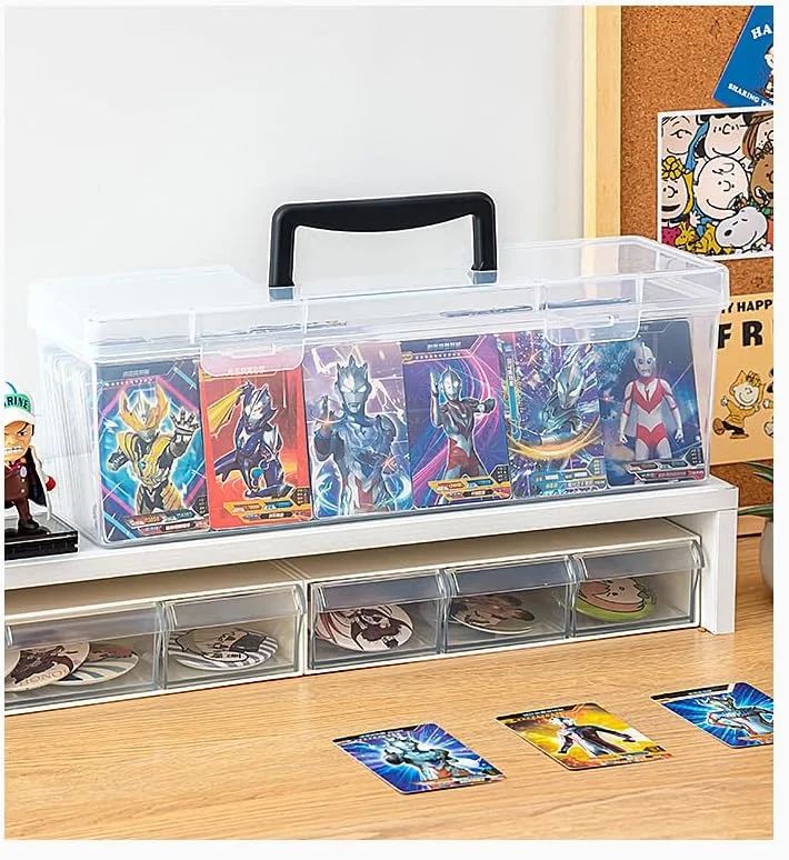 جعبه نگهداری کارت های بازی TERRIFI با دسته، مجموعه 7 عددی، پلاستیک شفاف، گنجایش بیش از 180 کارت با محافظ یا 1000+ کارت بدون محافظ، سازگار با کارت های ورزشی، بازی، MTG، بیسبال و فوتبال جعبه نگهداری کارت های بازی TERRIFI با دسته، مجموعه 7 عددی، پلاستیک شفاف، گنجایش بیش از 180 کارت با محافظ یا 1000+ کارت بدون محافظ، سازگار با کارت های ورزشی، بازی، MTG، بیسبال و فوتبال