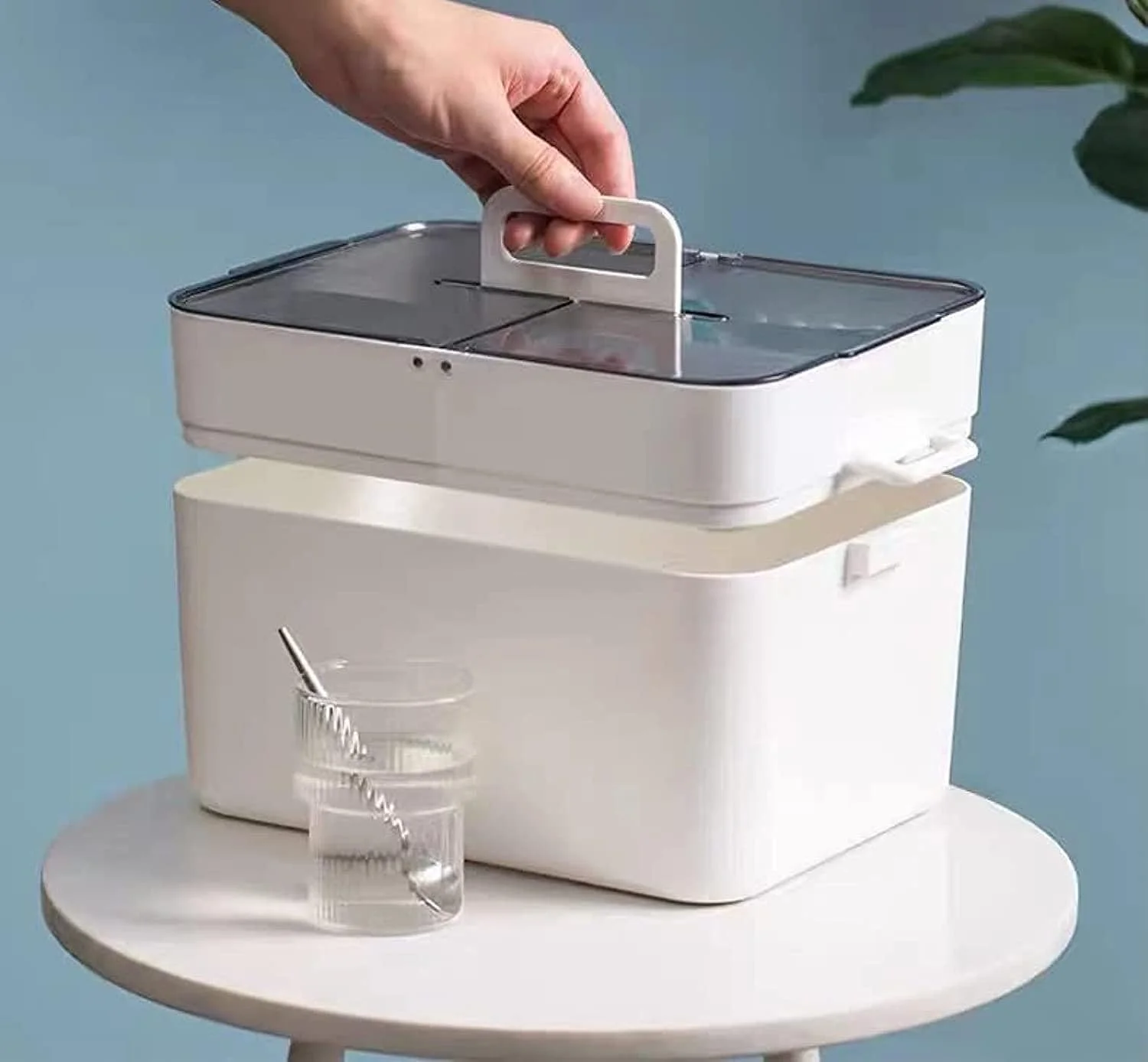 جعبه کمک های اولیه دو لایه پلاستیکی SKYISOK، جعبه دارویی با ظرفیت بزرگ، جعبه نگهداری دارو، جعبه اورژانس چند منظوره خانوادگی (سفید) جعبه کمک های اولیه دو لایه پلاستیکی SKYISOK، جعبه دارویی با ظرفیت بزرگ، جعبه نگهداری دارو، جعبه اورژانس چند منظوره خانوادگی (سفید)