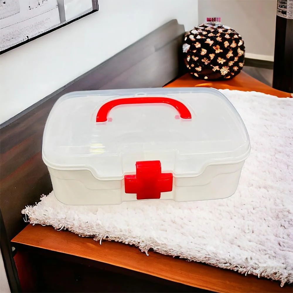 جعبه کمک های اولیه کوچک پریم لایف مدیکو، سفید، پلاستیکی، مستطیلی جعبه کمک های اولیه کوچک پریم لایف مدیکو، سفید، پلاستیکی، مستطیلی