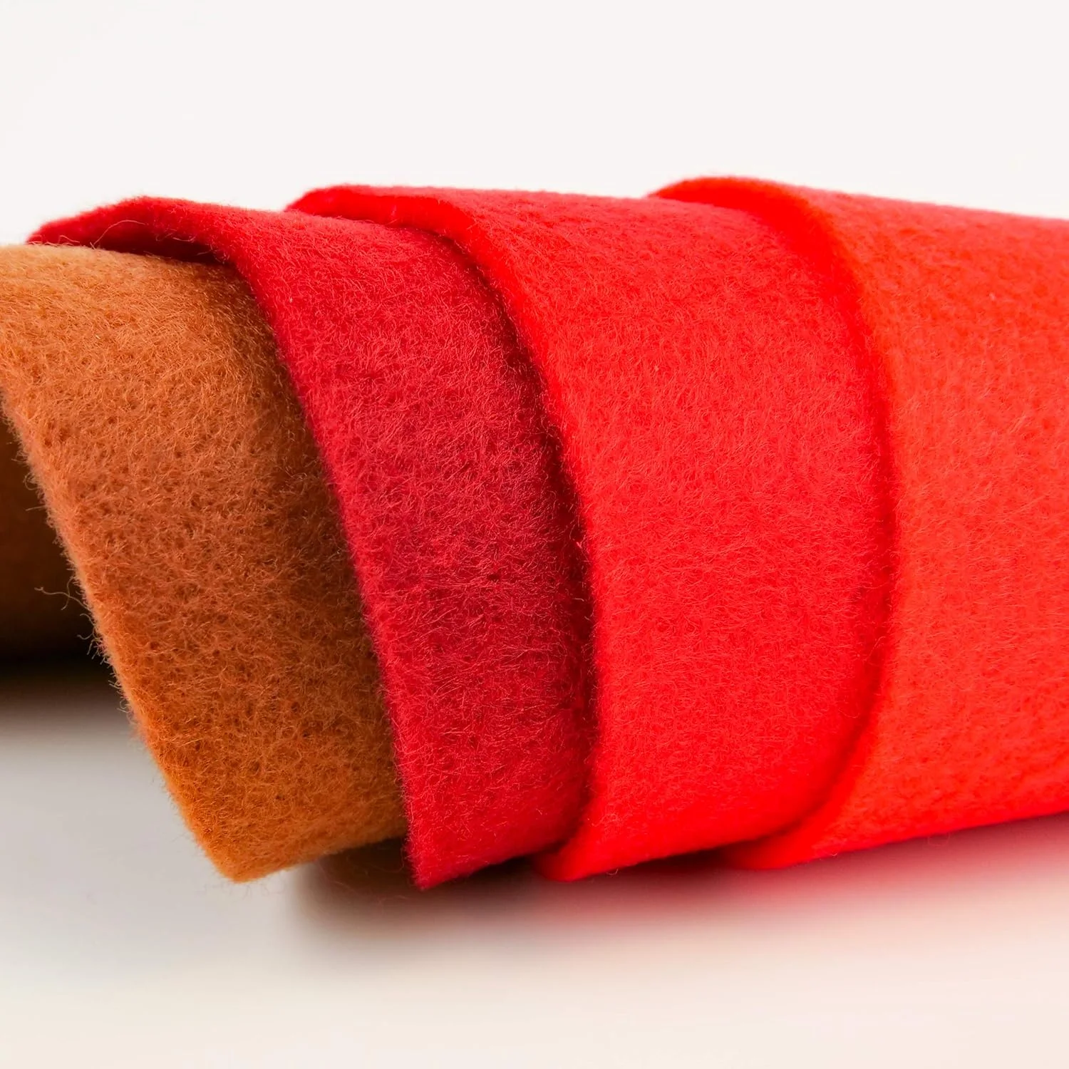 Dovecraft Trimcraft DCFL024 Essentials - نمد رنگی ممتاز A4 - قرمز، بسته 8 عددی Dovecraft Trimcraft DCFL024 Essentials - نمد رنگی ممتاز A4 - قرمز، بسته 8 عددی