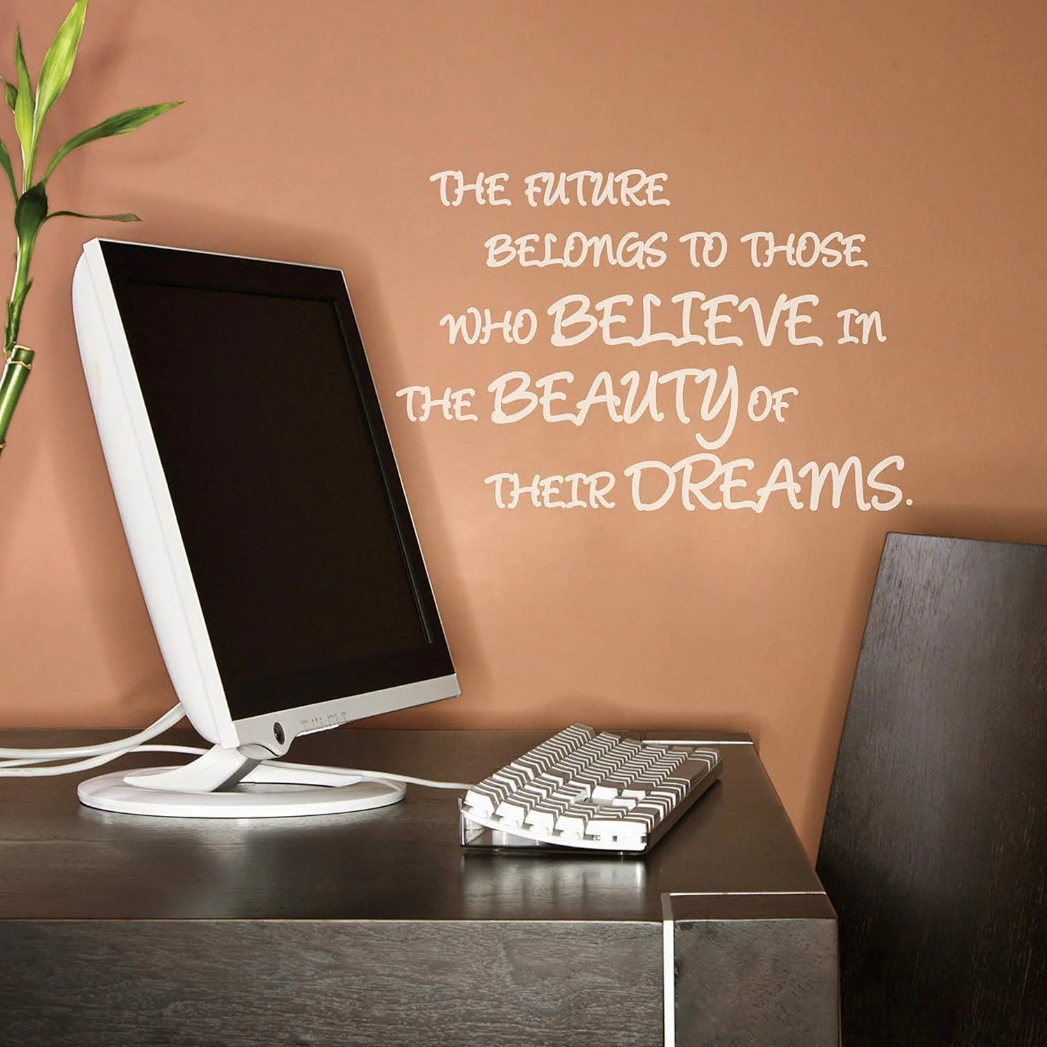 برچسب حروف وینیل جداشدنی وستکوت Letter Craft، فونت Angeline Script، سایز 2 اینچ، سفید (15824) برچسب حروف وینیل جداشدنی وستکوت Letter Craft، فونت Angeline Script، سایز 2 اینچ، سفید (15824)