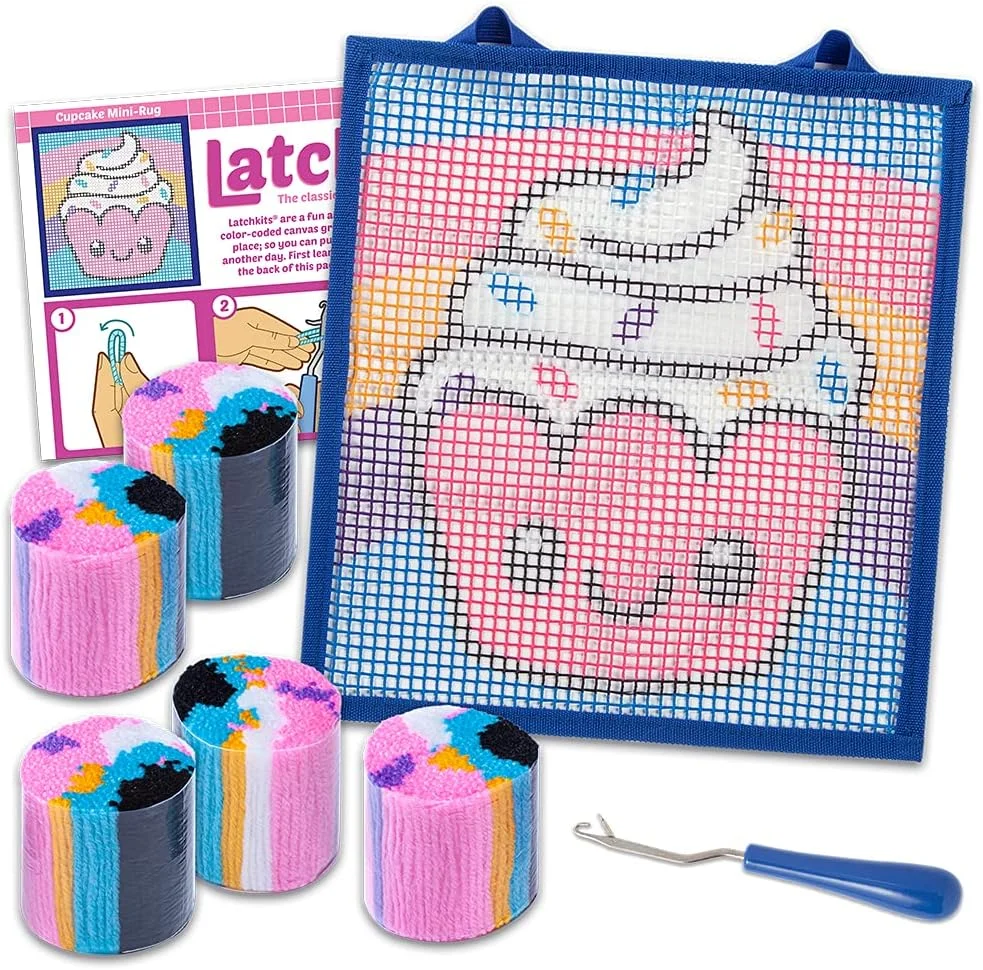 پلیمانستر LatchKits کیت قلاببافی برای آویزهای دیواری و مینی فرشها - کاپ کیک - کیت کاردستی با بوم آسان و کدگذاری شده با رنگ، نخ از پیش برش خورده و ابزار قلاب بافی - کاردستی عالی DIY برای کودکان - 6 سال به بالا پلیمانستر LatchKits کیت قلاببافی برای آویزهای دیواری و مینی فرشها - کاپ کیک - کیت کاردستی با بوم آسان و کدگذاری شده با رنگ، نخ از پیش برش خورده و ابزار قلاب بافی - کاردستی عالی DIY برای کودکان - 6 سال به بالا