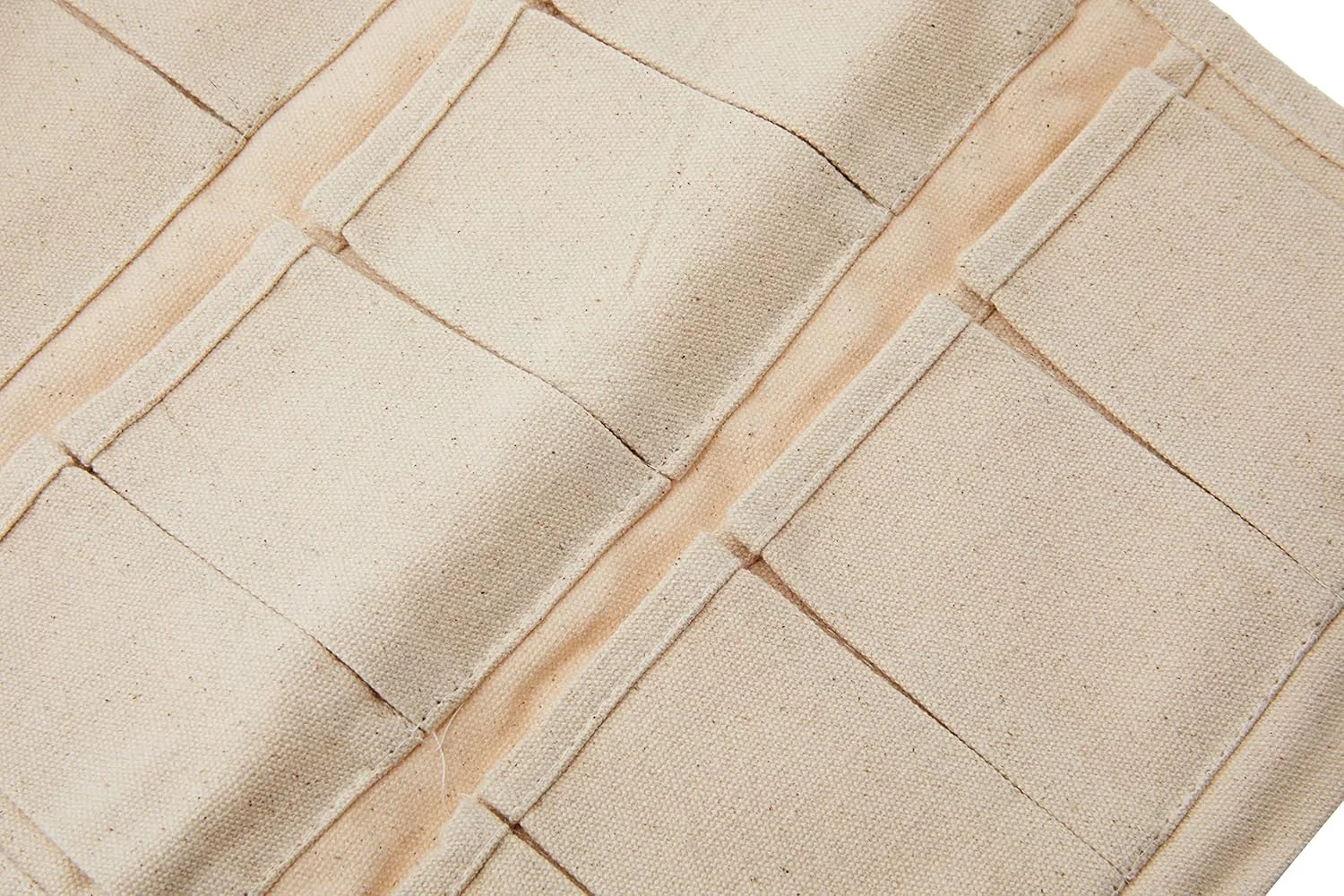 آویز وسایل نخی EFCO با جیب، 60 x 29 سانتی متر، رنگ طبیعی، 15 x 15 x 3 سانتی متر آویز وسایل نخی EFCO با جیب، 60 x 29 سانتی متر، رنگ طبیعی، 15 x 15 x 3 سانتی متر