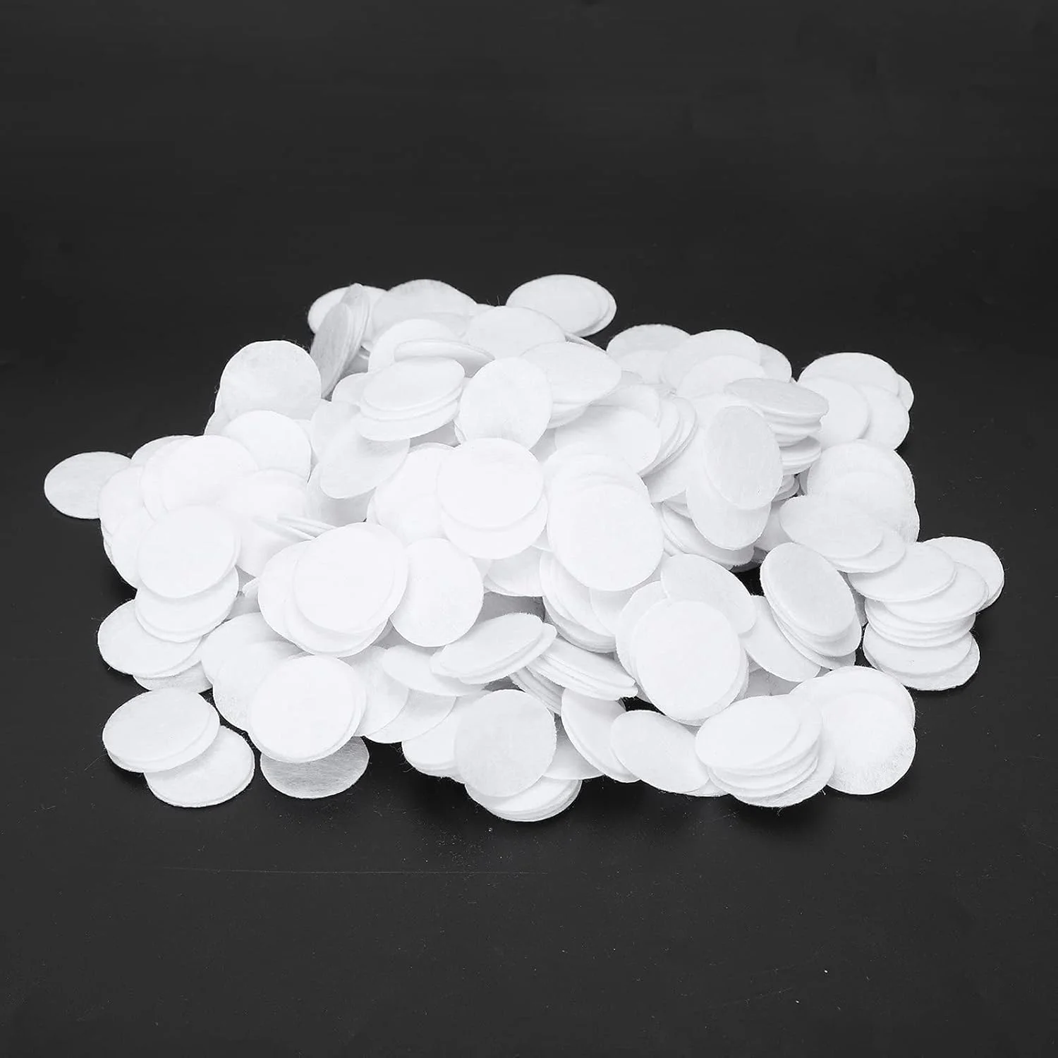500 عدد پد پارچه ای نمدی گرد غیر بافته شده 25 میلی متری، تکه های نمدی دایره ای، لوازم جانبی DIY، تزئین مو (سفید) 500 عدد پد پارچه ای نمدی گرد غیر بافته شده 25 میلی متری، تکه های نمدی دایره ای، لوازم جانبی DIY، تزئین مو (سفید)