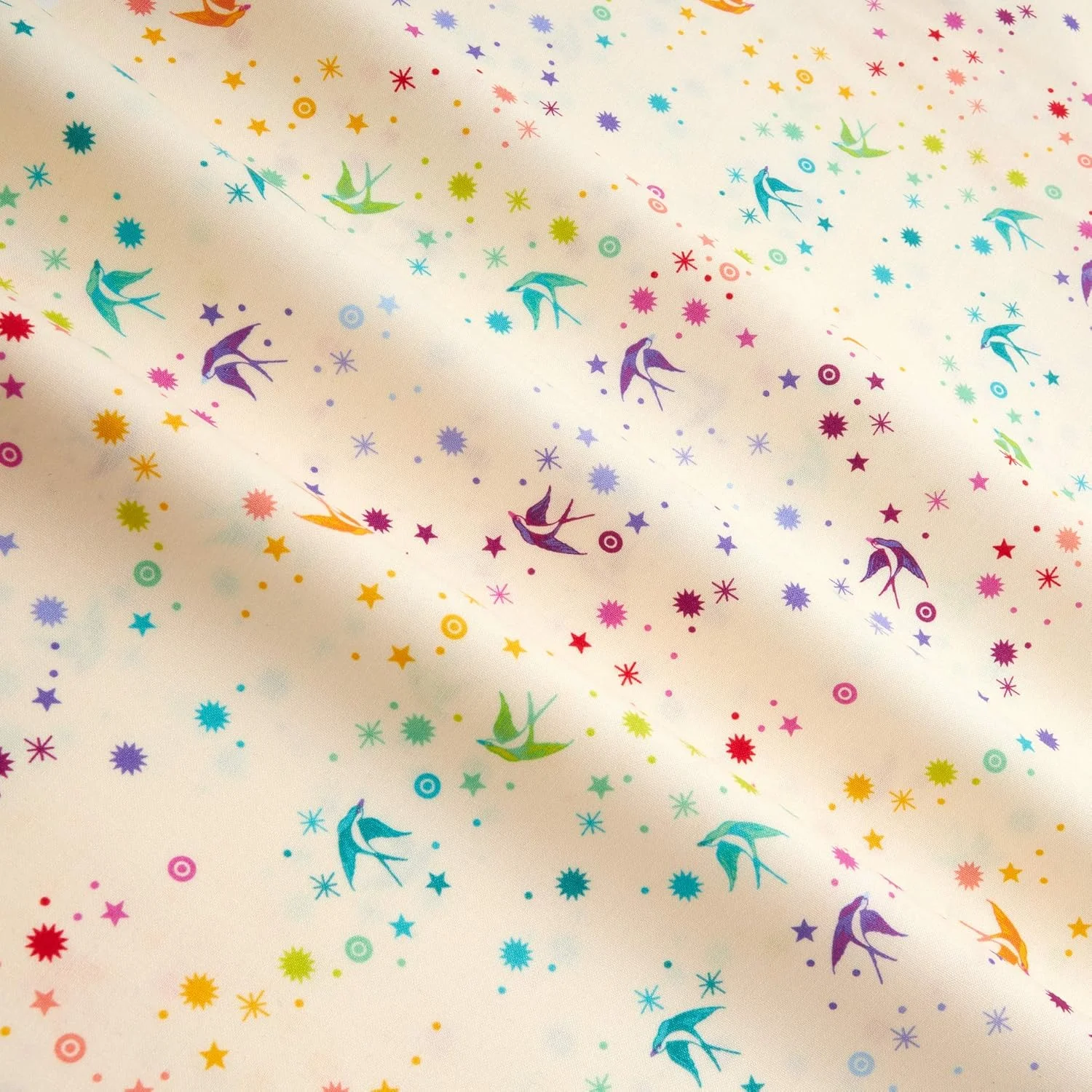 پارچه لحافی پنبه ای پری داست آب نبات چوبی Pinkerville اثر Tula Pink برای FreeSpirit Fabrics - متری پارچه لحافی پنبه ای پری داست آب نبات چوبی Pinkerville اثر Tula Pink برای FreeSpirit Fabrics - متری
