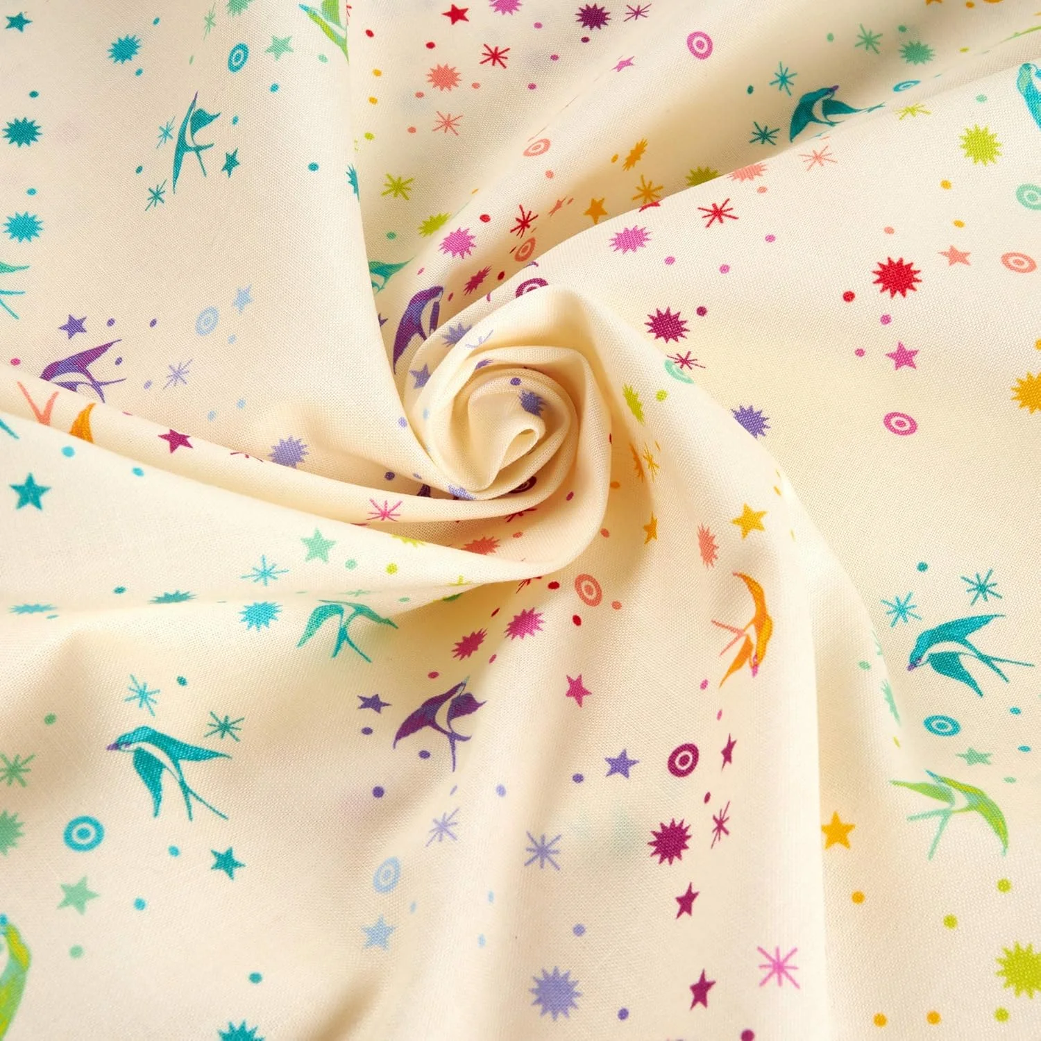پارچه لحافی پنبه ای پری داست آب نبات چوبی Pinkerville اثر Tula Pink برای FreeSpirit Fabrics - متری پارچه لحافی پنبه ای پری داست آب نبات چوبی Pinkerville اثر Tula Pink برای FreeSpirit Fabrics - متری