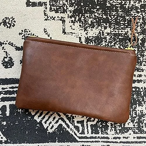 چرم مصنوعی قهوه ای تیره مات NAT LEATHERS طرح چرم طبیعی، عرض 132 سانتی متر، طول 183 سانتی متر، ضخامت 0.9 میلی متر، طرح نappa نرم و لطیف مناسب برای مبلمان و پروژه های مختلف (2 یارد (132x183 سانتی متر)) چرم مصنوعی قهوه ای تیره مات NAT LEATHERS طرح چرم طبیعی، عرض 132 سانتی متر، طول 183 سانتی متر، ضخامت 0.9 میلی متر، طرح نappa نرم و لطیف مناسب برای مبلمان و پروژه های مختلف (2 یارد (132x183 سانتی متر))