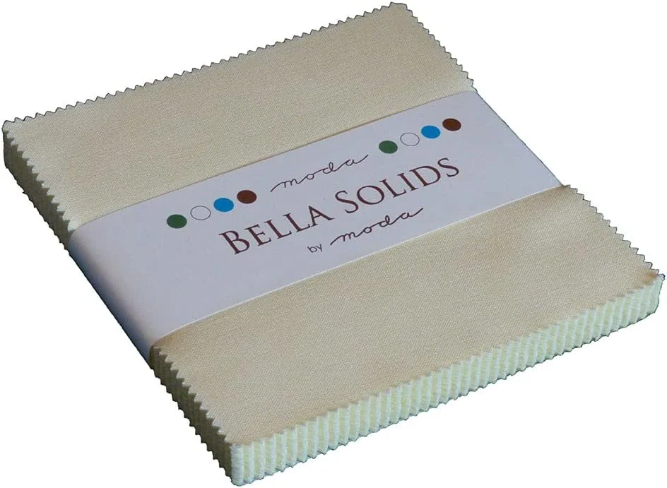 بسته پارچه ای Moda Fabrics Bella Solids Natural Charm شامل ۴۲ مربع ۵ اینچی (۱۳ سانتی متری)
