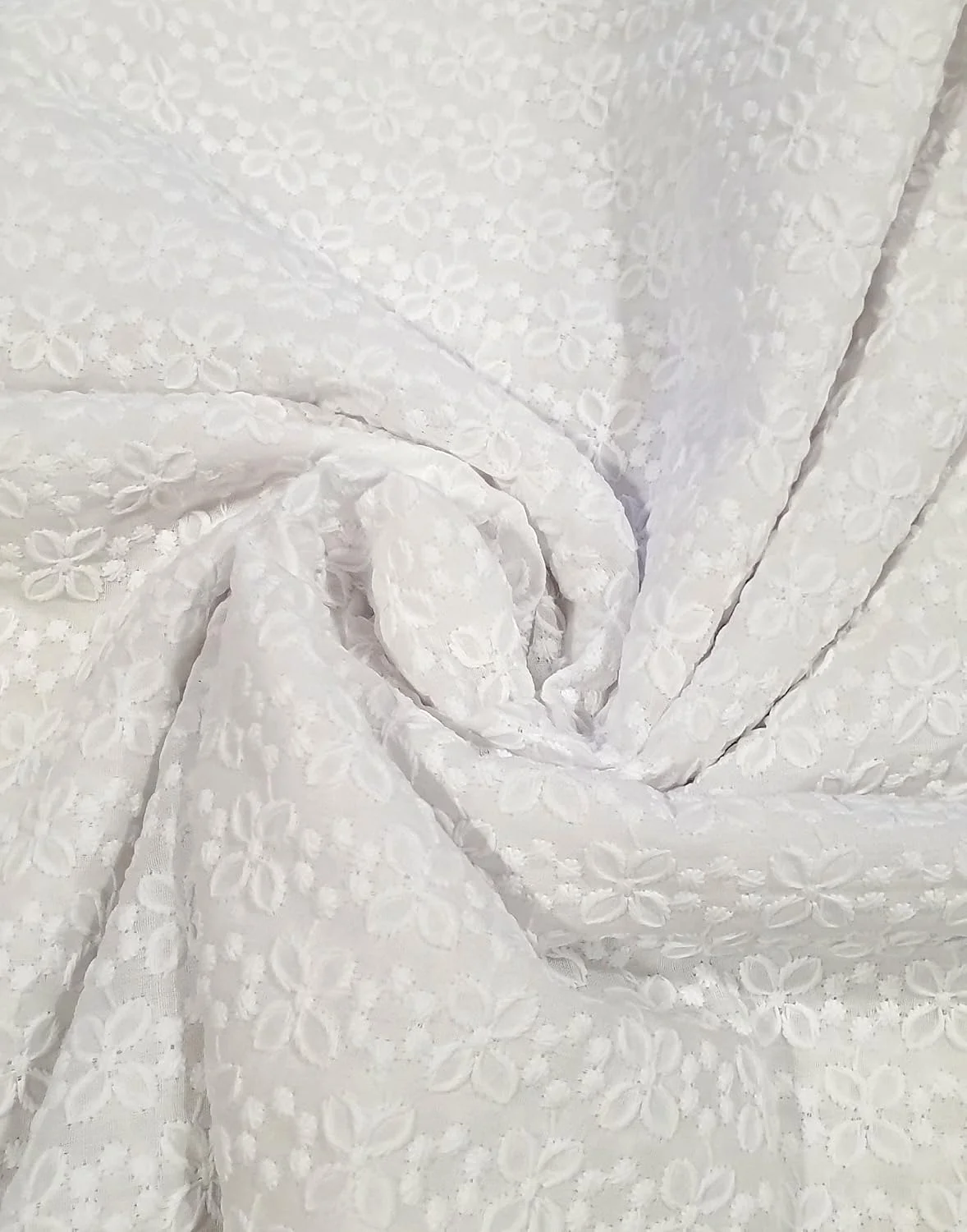 پارچه نخی 100% گلدوزی شده با طرح سوزن دوزی چیکان، 2 یاردی (عرض 107 سانتیمتر، سفید - 2 یارد)