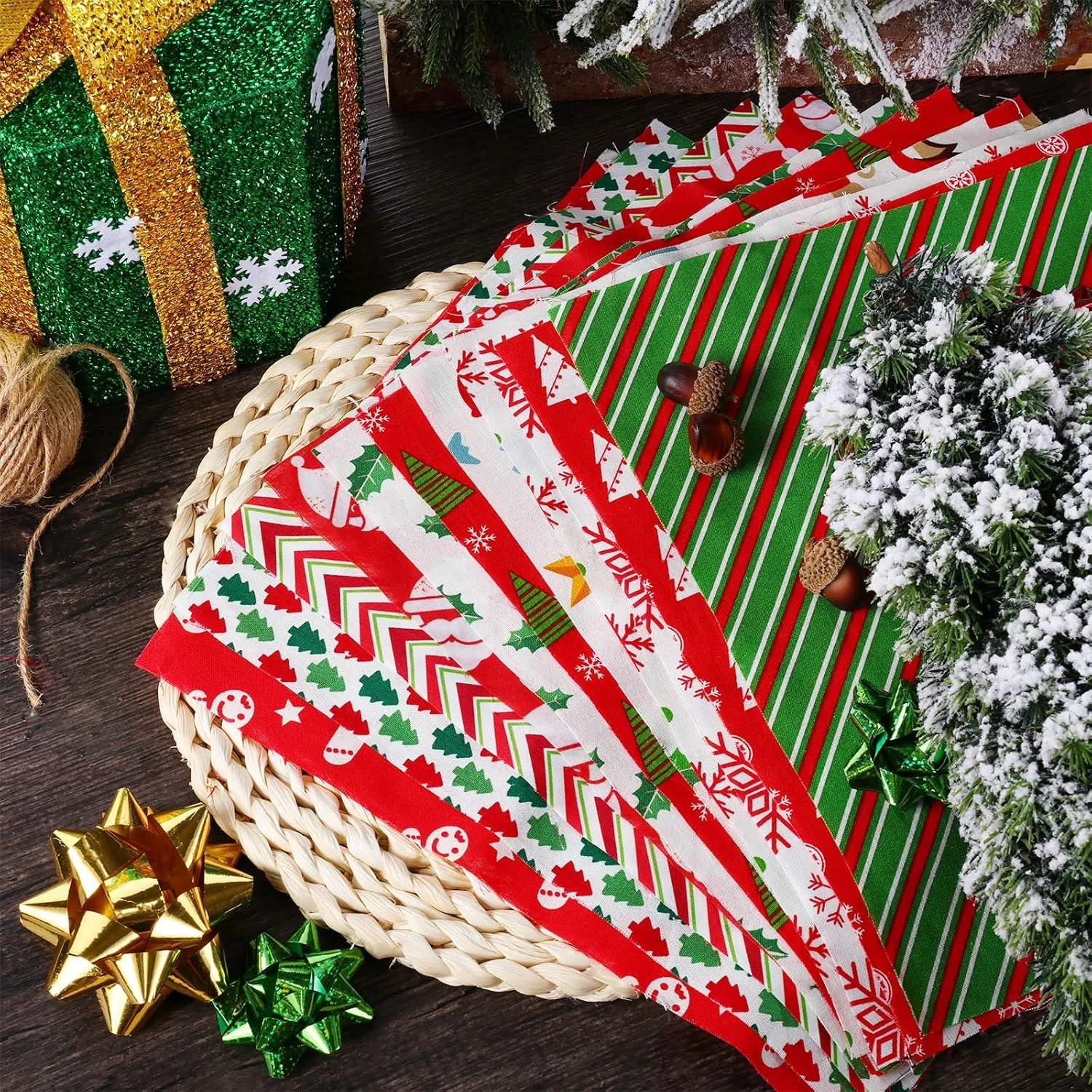 Tatuo 12 Pieces 11.8 x 11.8 Inches Christmas Fabric Bundles Multi-Color Fabric Patchwork Christmas Tree Fat Quarters for DIY Craft Christmas DIY Quilting Tatuo 12 Pieces 11.8 x 11.8 Inches Christmas Fabric Bundles Multi-Color Fabric Patchwork Christmas Tree Fat Quarters for DIY Craft Christmas DIY Quilting