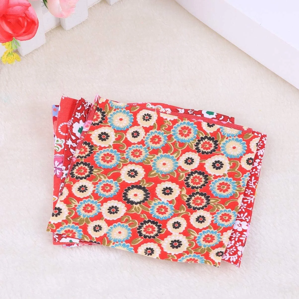 ZHUGI بسته 10 عددی پارچه نخی طرح گل، پارچه مربعی مناسب برای صنایع دستی، تکه دوزی، خیاطی، ساخت آلبوم عکس و کارهای دستی ZHUGI بسته 10 عددی پارچه نخی طرح گل، پارچه مربعی مناسب برای صنایع دستی، تکه دوزی، خیاطی، ساخت آلبوم عکس و کارهای دستی