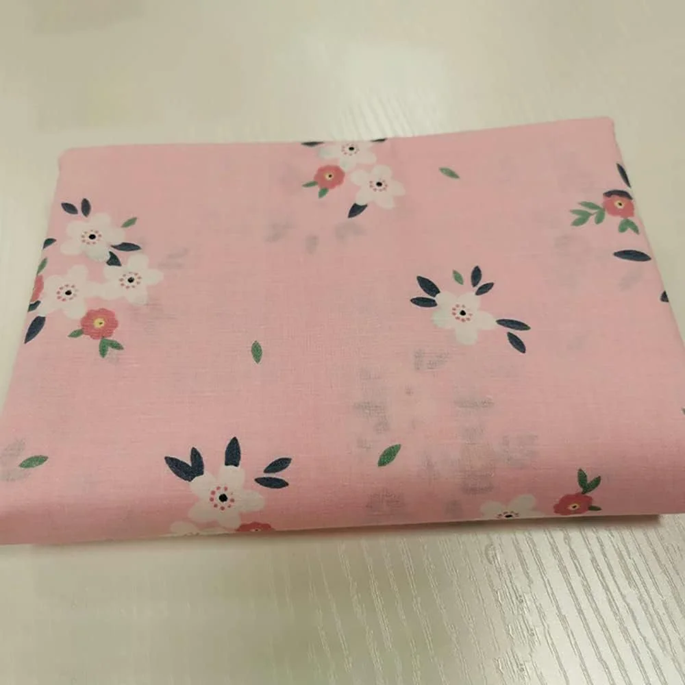 بسته 6 عددی پارچه های نخی تکه دوزی، مناسب برای صنایع دستی دست ساز، خیاطی و لحاف دوزی با طرح های مختلف بسته 6 عددی پارچه های نخی تکه دوزی، مناسب برای صنایع دستی دست ساز، خیاطی و لحاف دوزی با طرح های مختلف