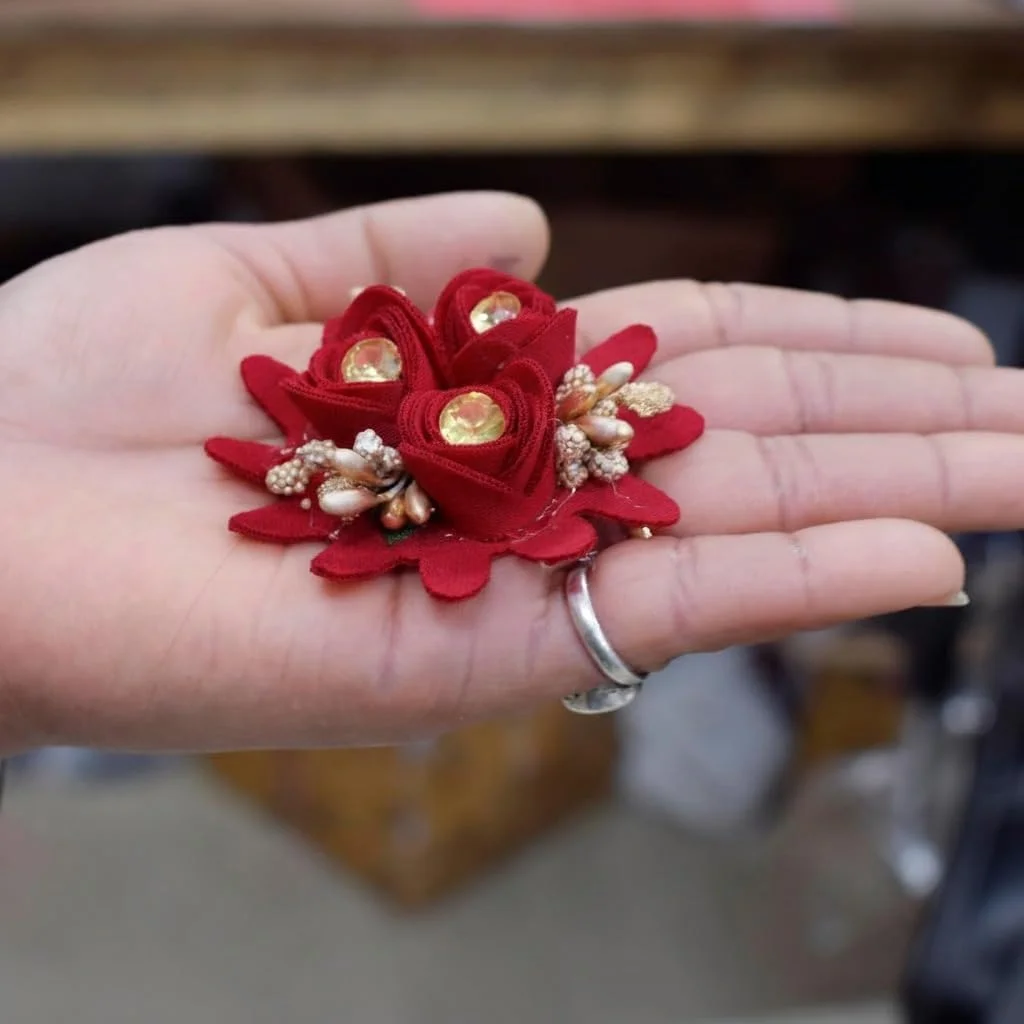 مجموعه گل پارچه ای Asian Hobby Crafts، 10 عددی (قرمز) مجموعه گل پارچه ای Asian Hobby Crafts، 10 عددی (قرمز)