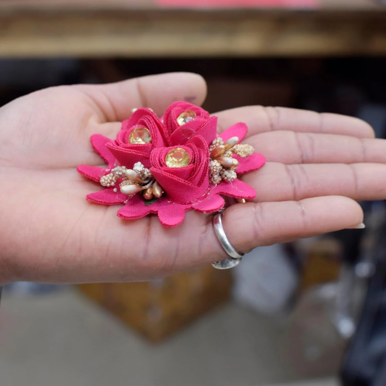 مجموعه 10 عددی گل پارچه ای Asian Hobby Crafts (خردلی)