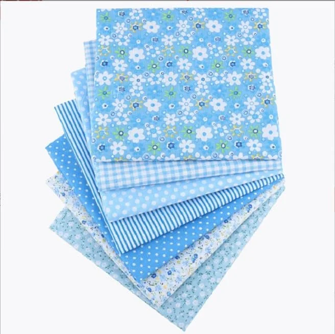 بسته پارچه نخی صنایع دستی آبی 7 تکه، مربع های تکه دوزی، خیاطی DIY، اسکرپ بوک، لحاف دوزی، الگوی نقطه گلدار، پارچه صنایع دستی و سرگرمی 10" x 10" (25cm x 25cm)