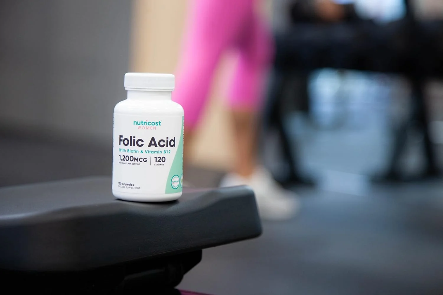 اسید فولیک نوتری‌کاست برای زنان (ویتامین B9) 1200 میکروگرم، 120 کپسول، حاوی B12 و بیوتین، کپسول گیاهی، غیر GMO و بدون گلوتن